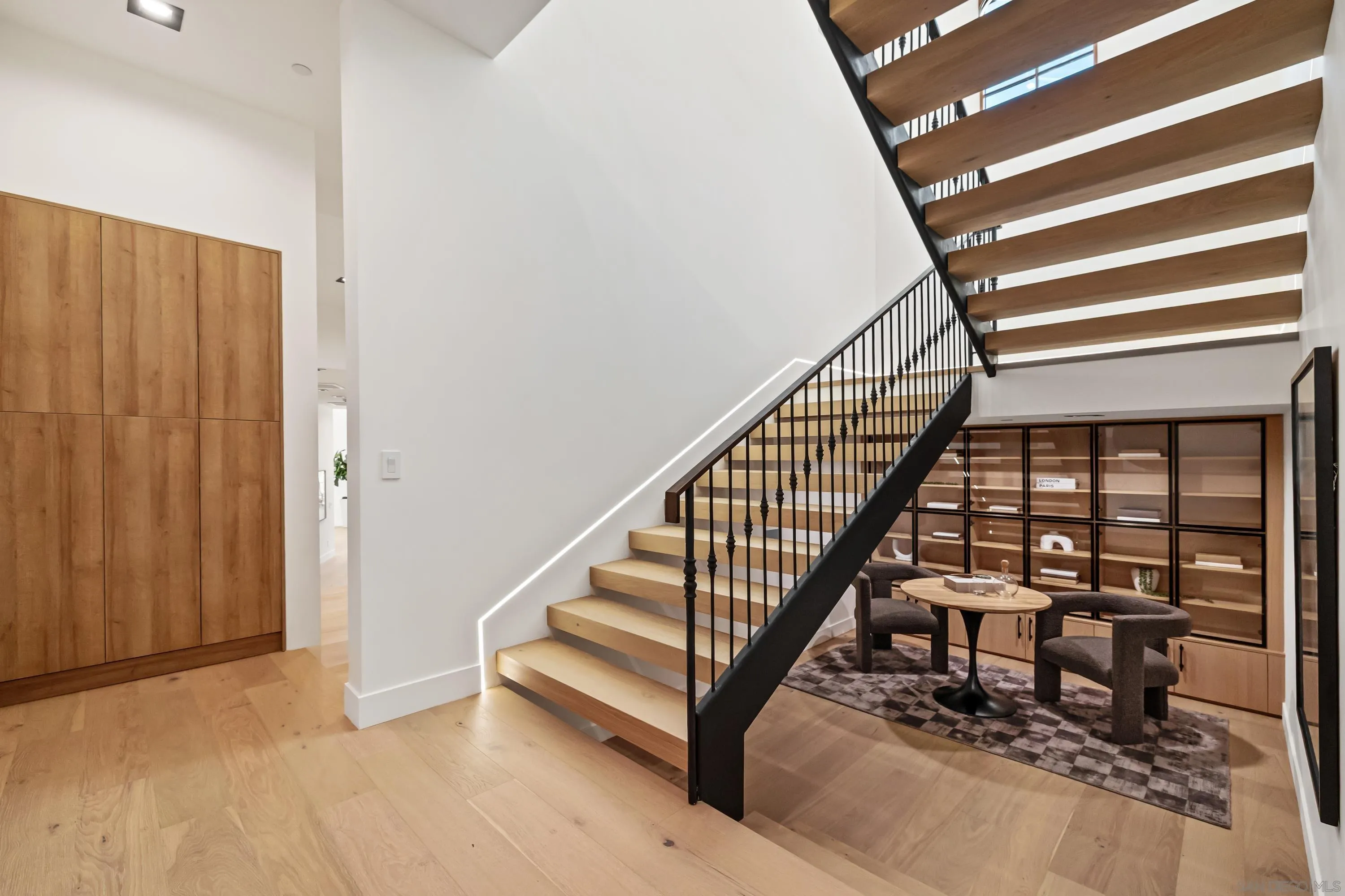 https://cdn.realtyfeed.com/cdn/127/260005984/8b259d4c9fb7b31b1380b4bb4b705d9e.webp