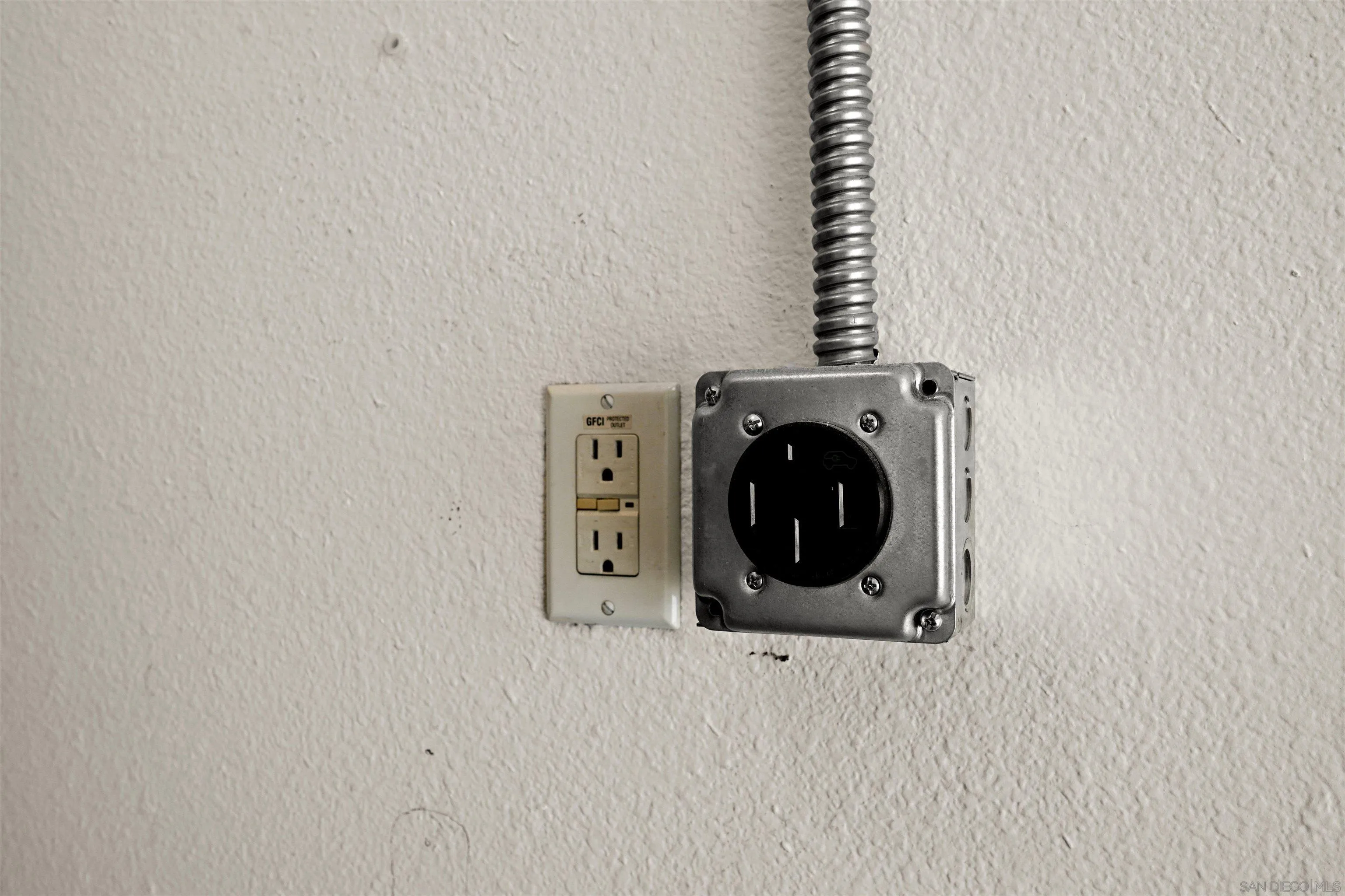 Photo #22: 260005986 Listing: Photo #22