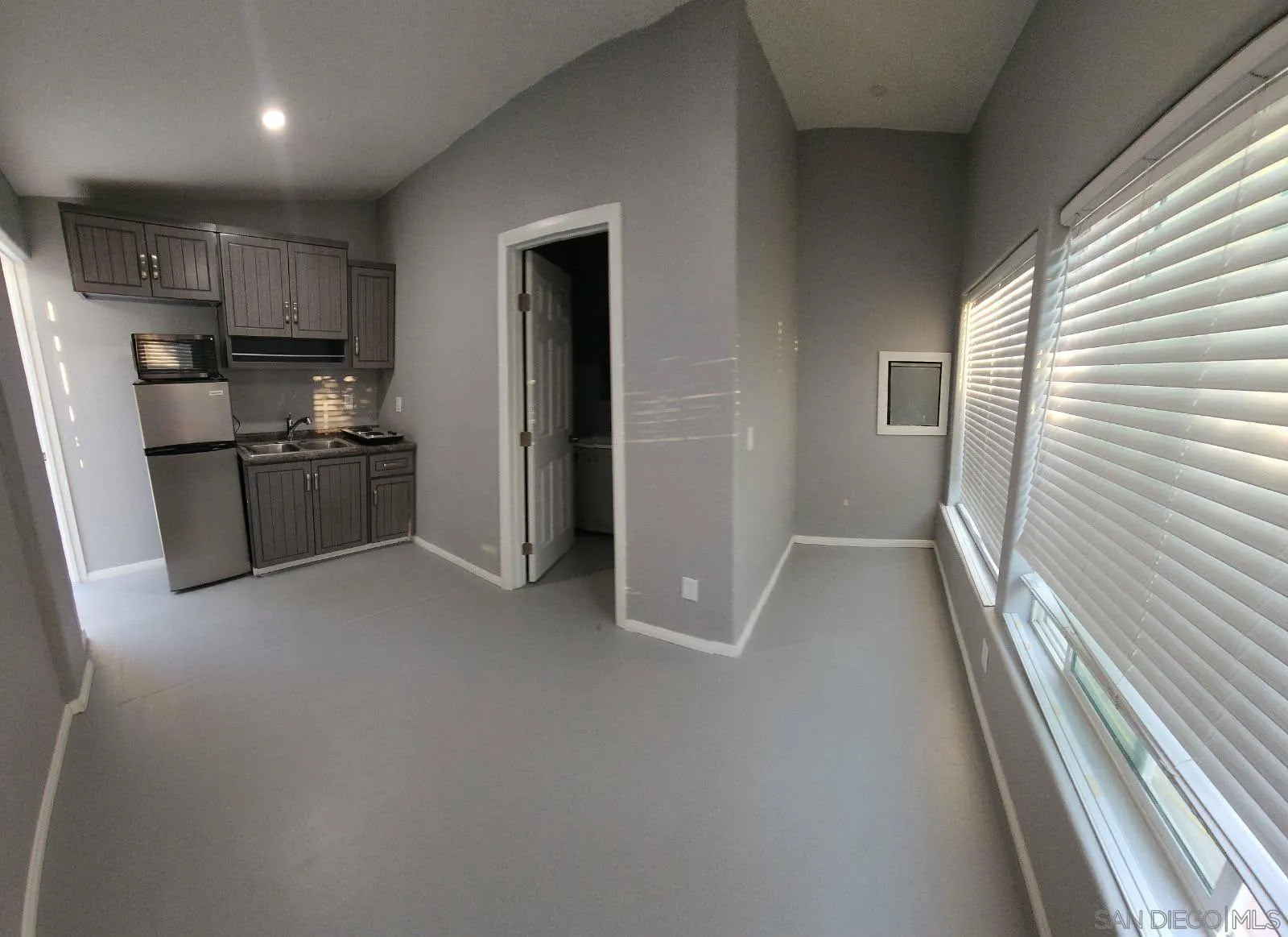 https://cdn.realtyfeed.com/cdn/127/260005991/8610eccbc96eff2340ed387f29edc87b.webp
