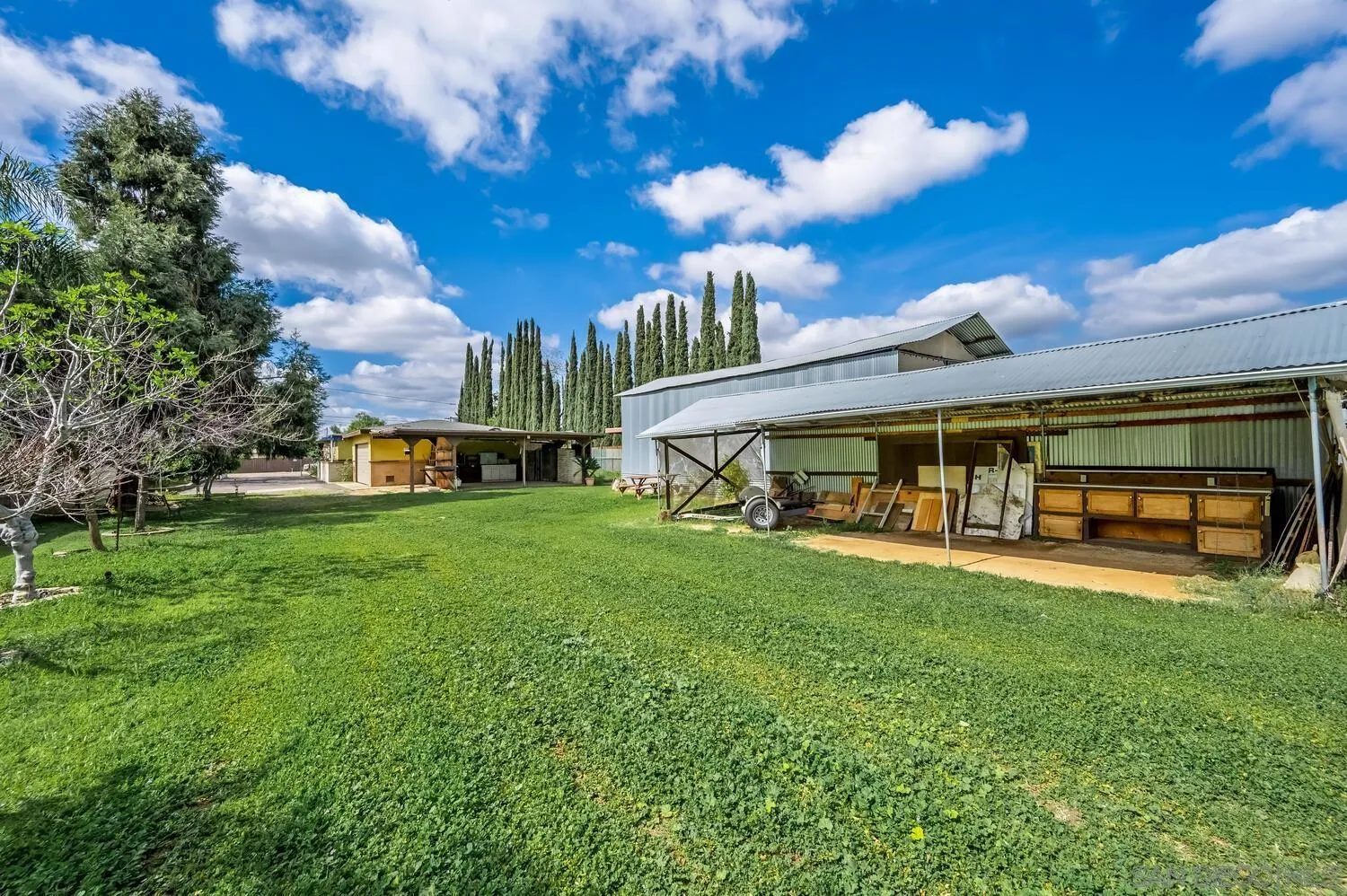 https://cdn.realtyfeed.com/cdn/127/260005994/0a6f9660e5e19311bb1b9090b500d0c8.webp