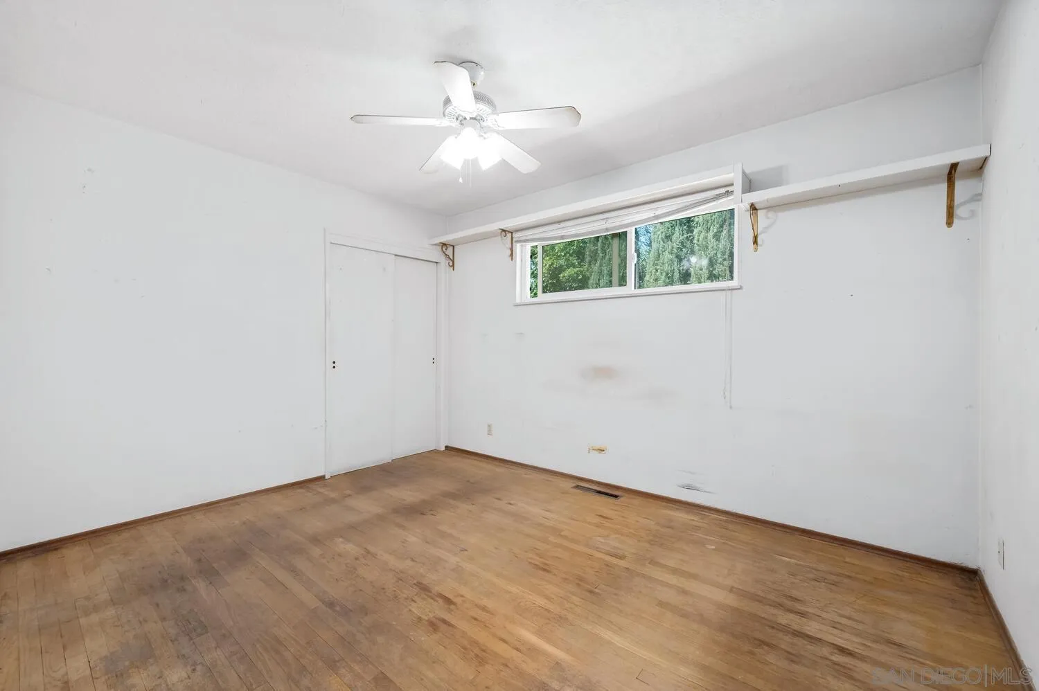 https://cdn.realtyfeed.com/cdn/127/260005994/4a53565a021650ef945dffe55277500c.webp