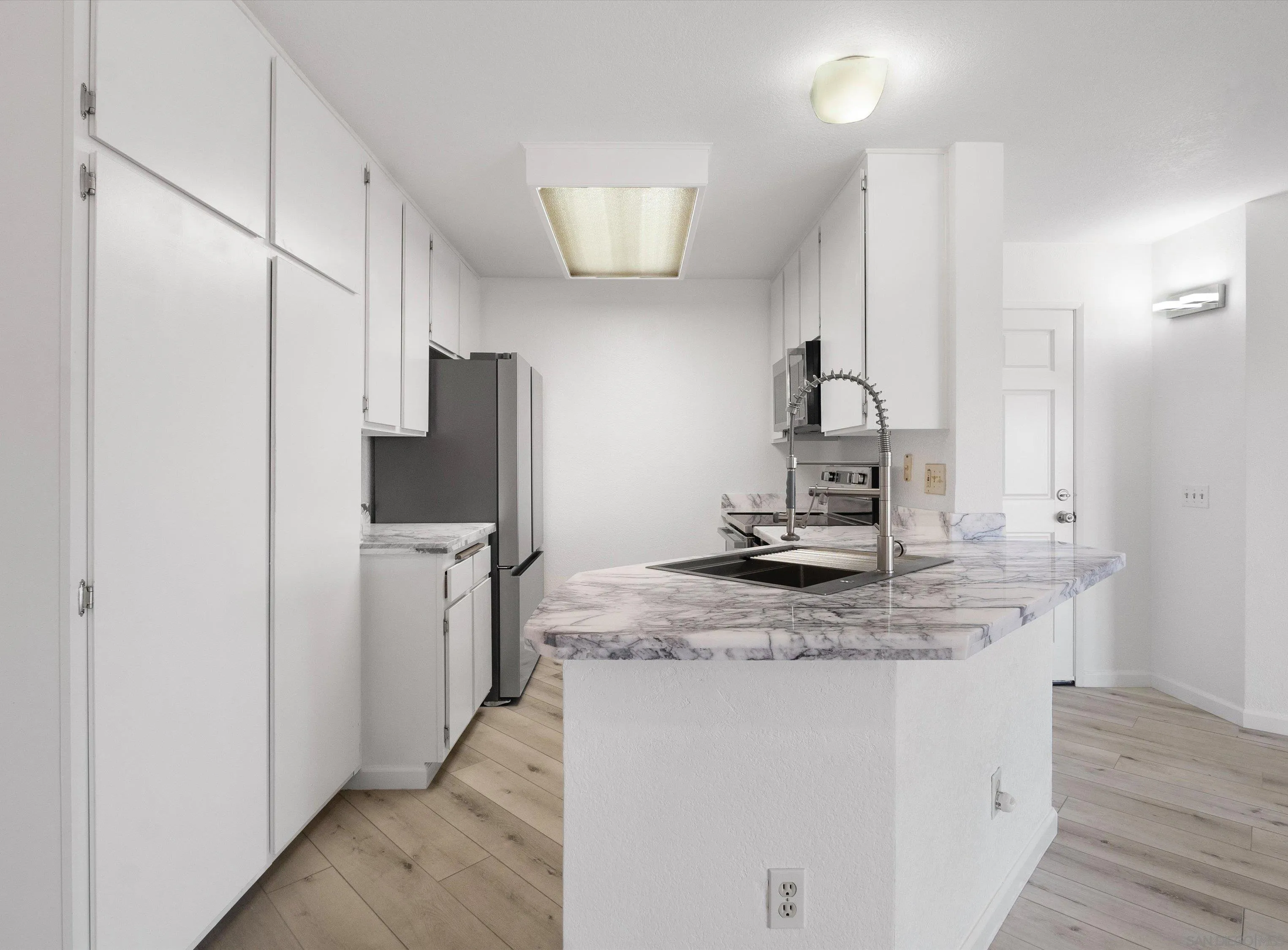 https://cdn.realtyfeed.com/cdn/127/260005995/113e66ab92b97683e84405f8f619d1a8.webp