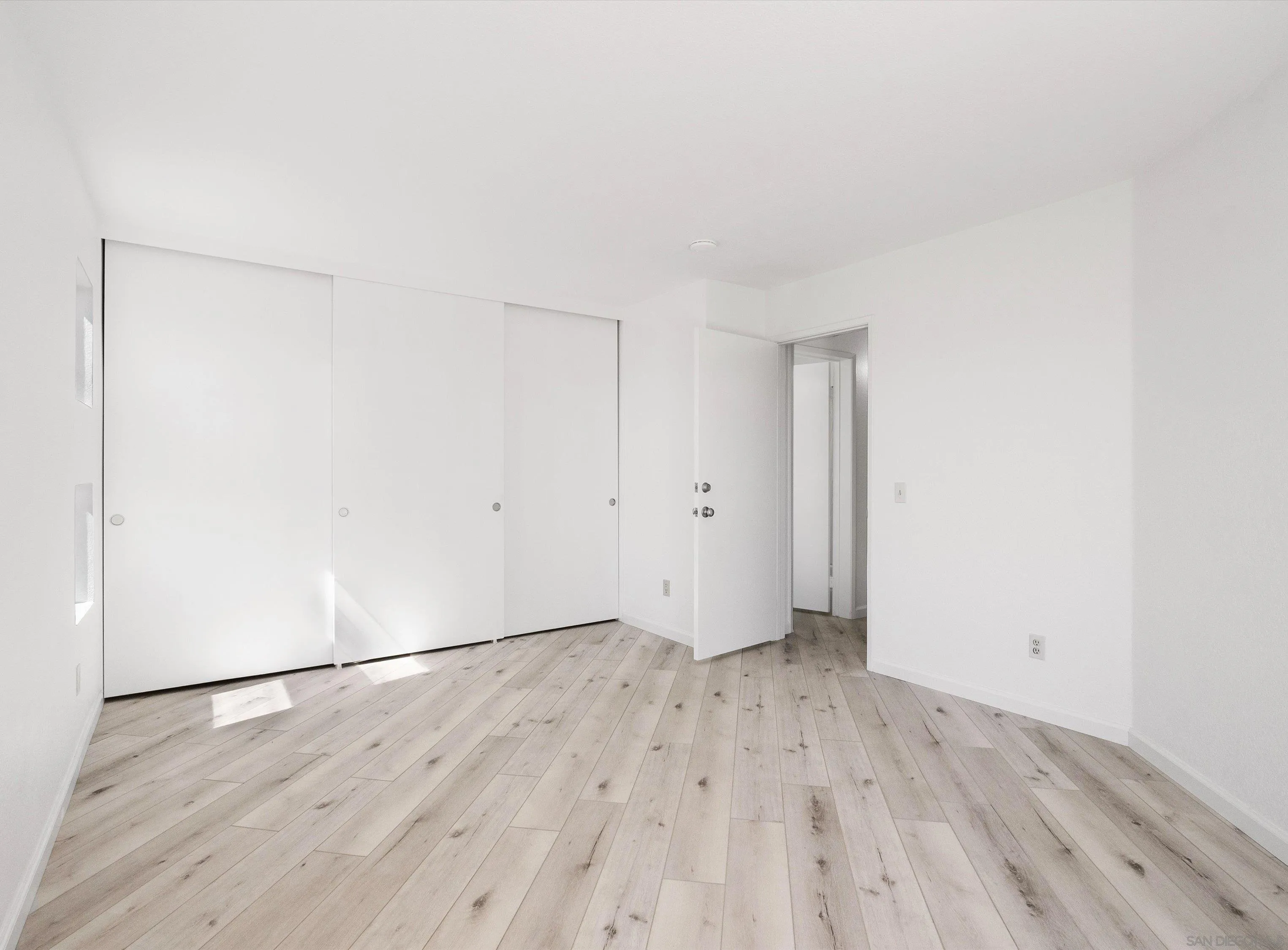 https://cdn.realtyfeed.com/cdn/127/260005995/1f1a1cdce87524e898a087688da69560.webp