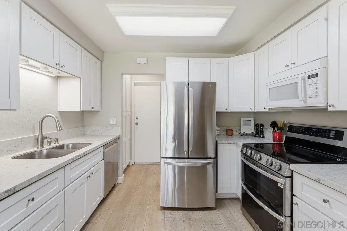 Photo #5: 260006001 Listing: Photo #5