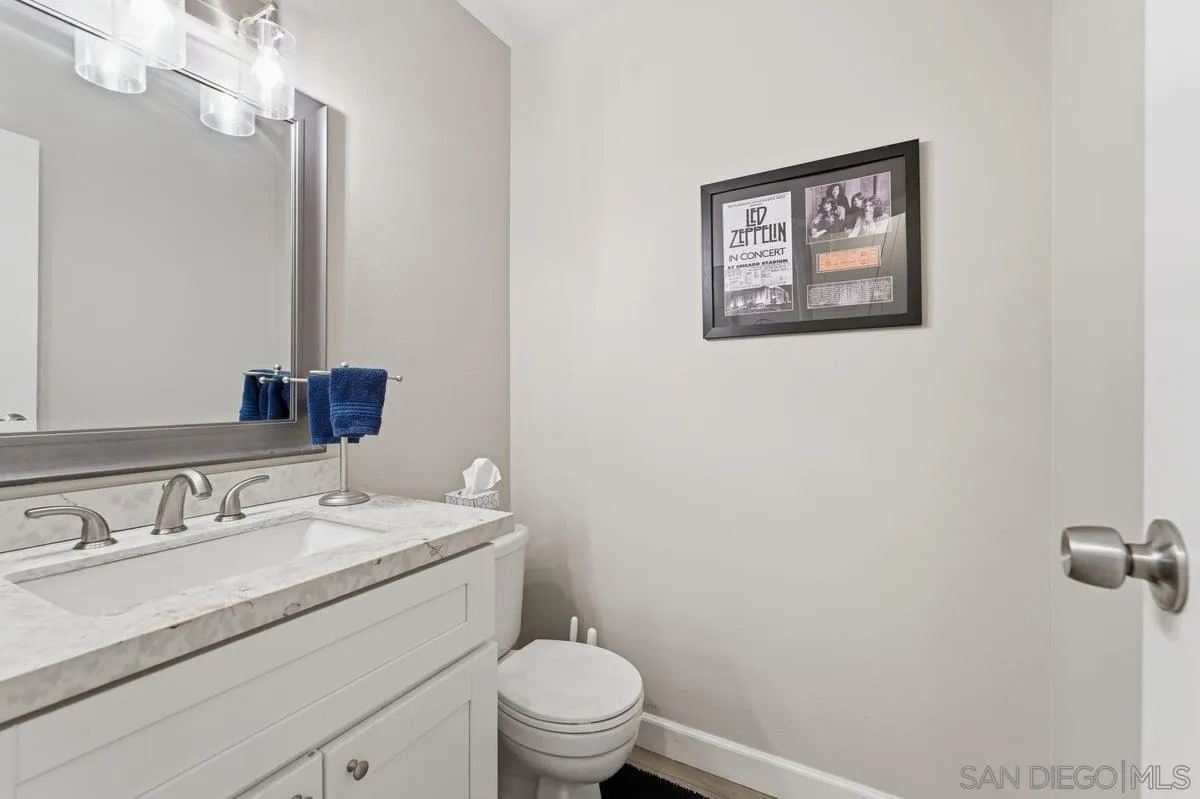Photo #8: 260006001 Listing: Photo #8