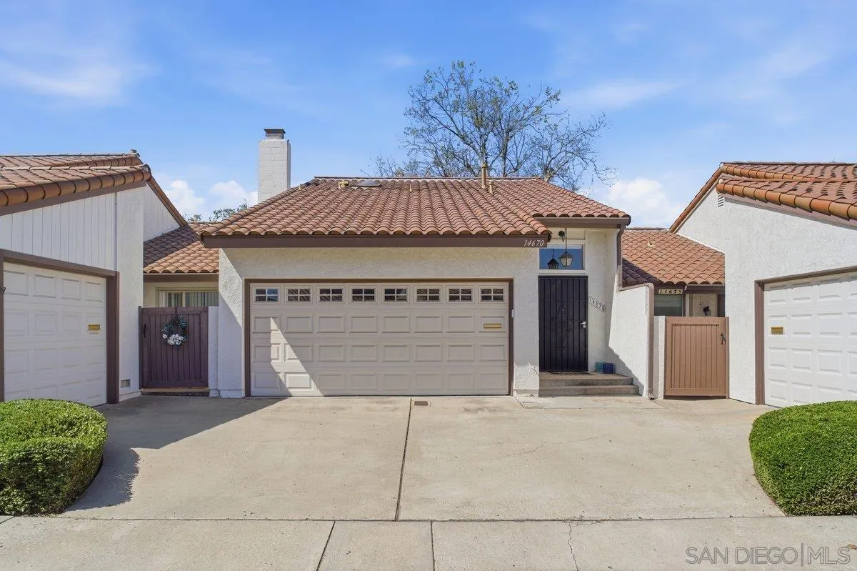 Photo #1: 260006001 Listing: Photo #1
