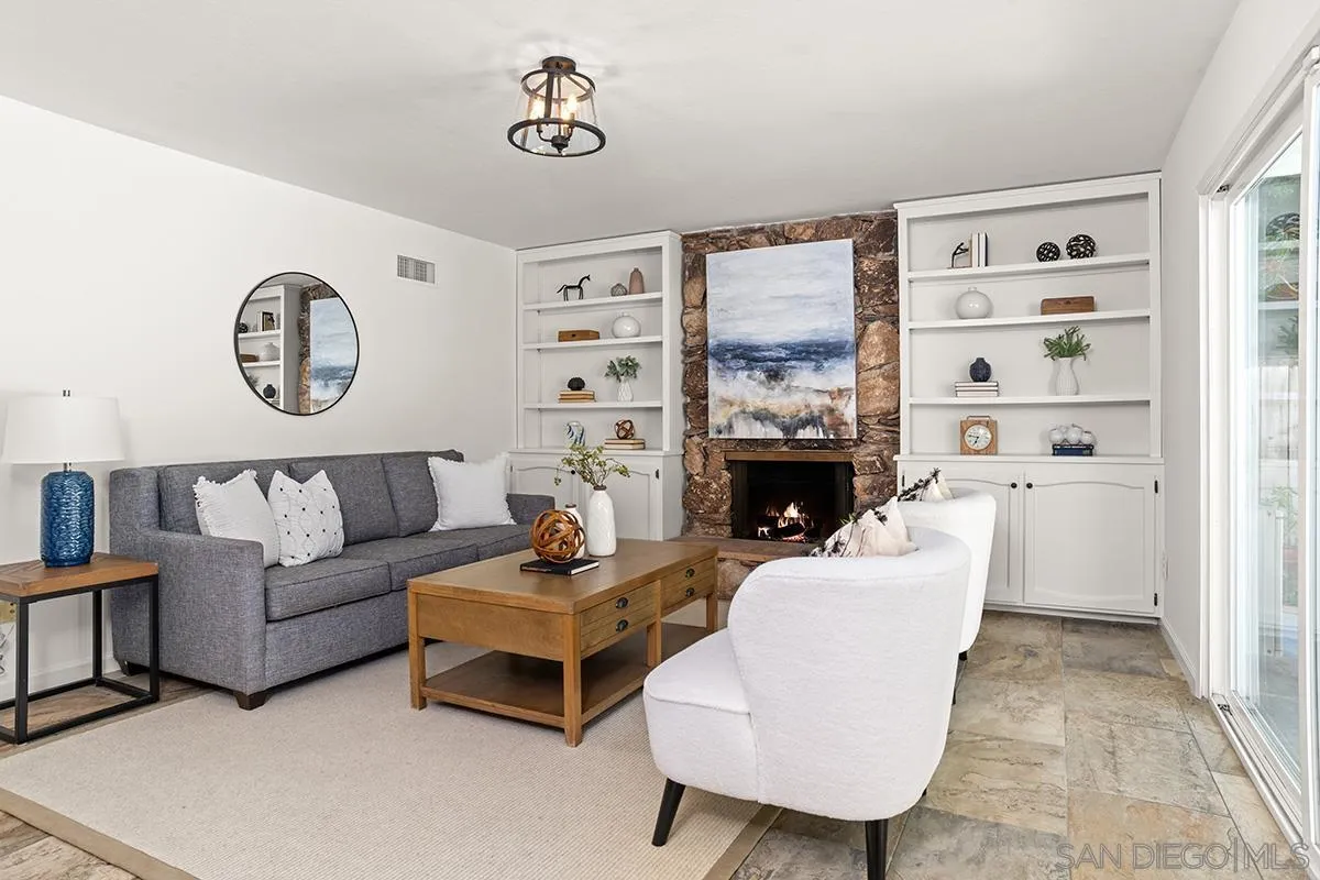 https://cdn.realtyfeed.com/cdn/127/260006002/0feb31ec1c9af10064a734767a3c2680.webp