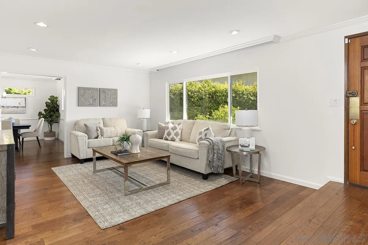 https://cdn.realtyfeed.com/cdn/127/260006002/9ebcfdd6254cca8cd417c70416ad78b0.webp