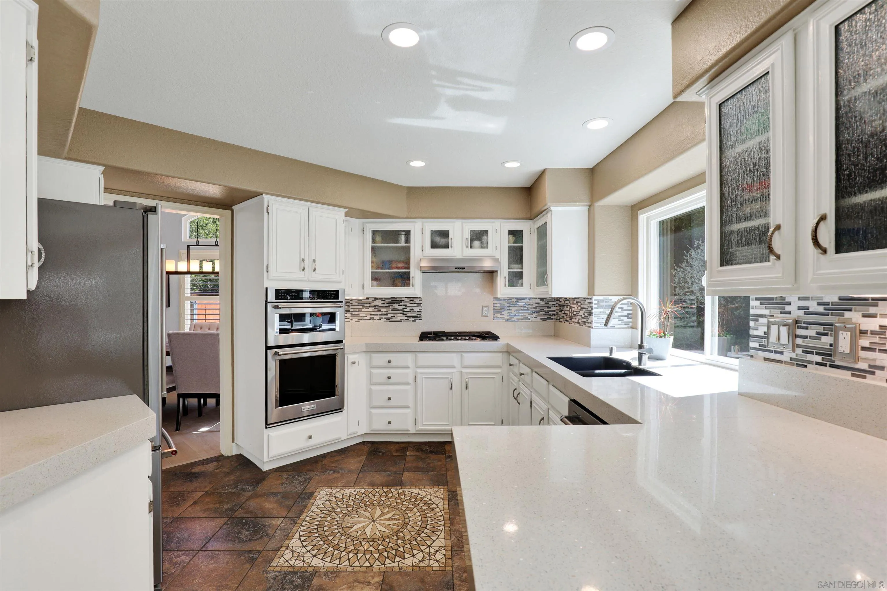https://cdn.realtyfeed.com/cdn/127/260006004/6ed6612c83677cf753925001b174fd75.webp
