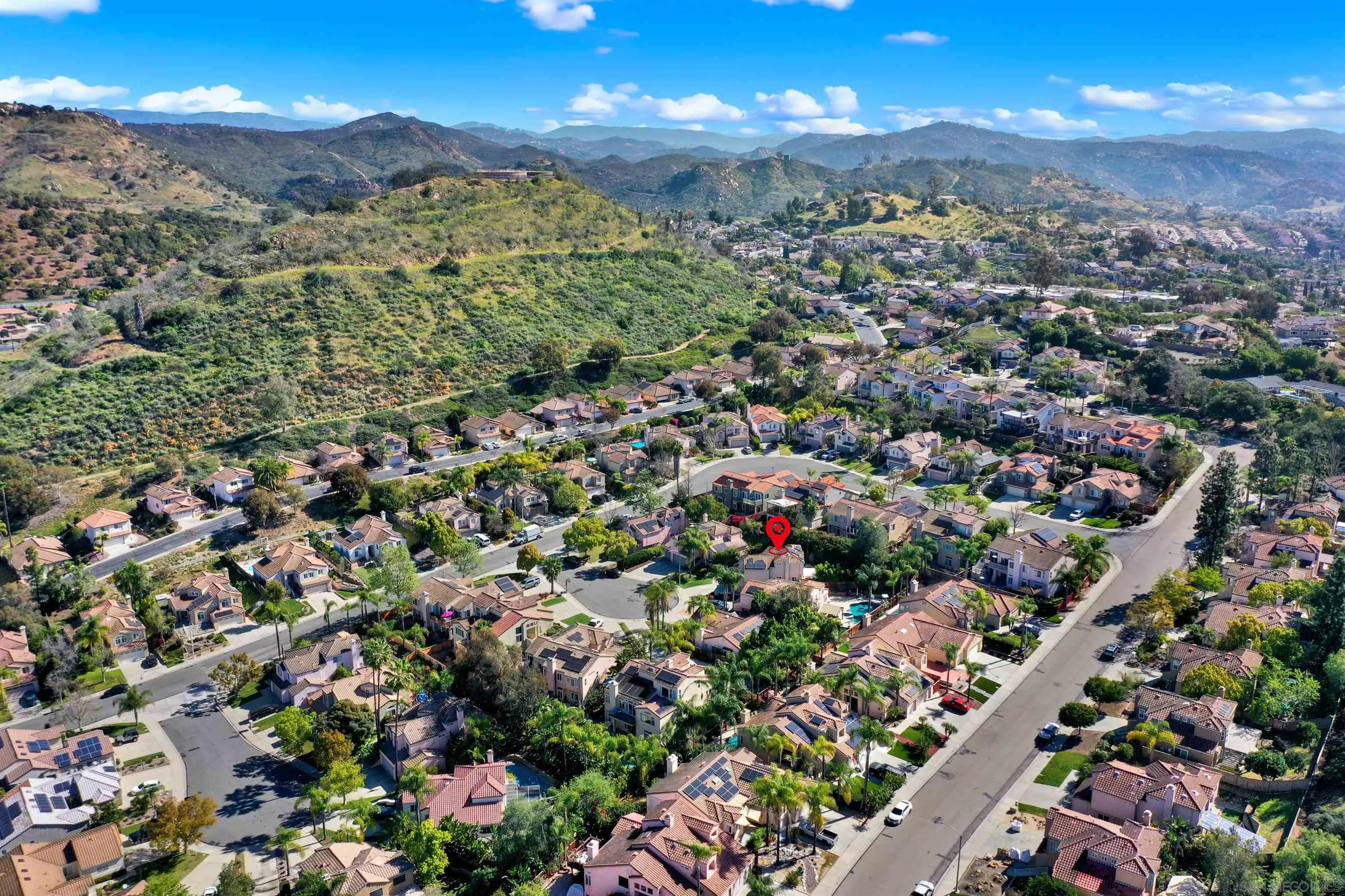 https://cdn.realtyfeed.com/cdn/127/260006004/bbb5383f0364fee43734081e7012bba9.webp