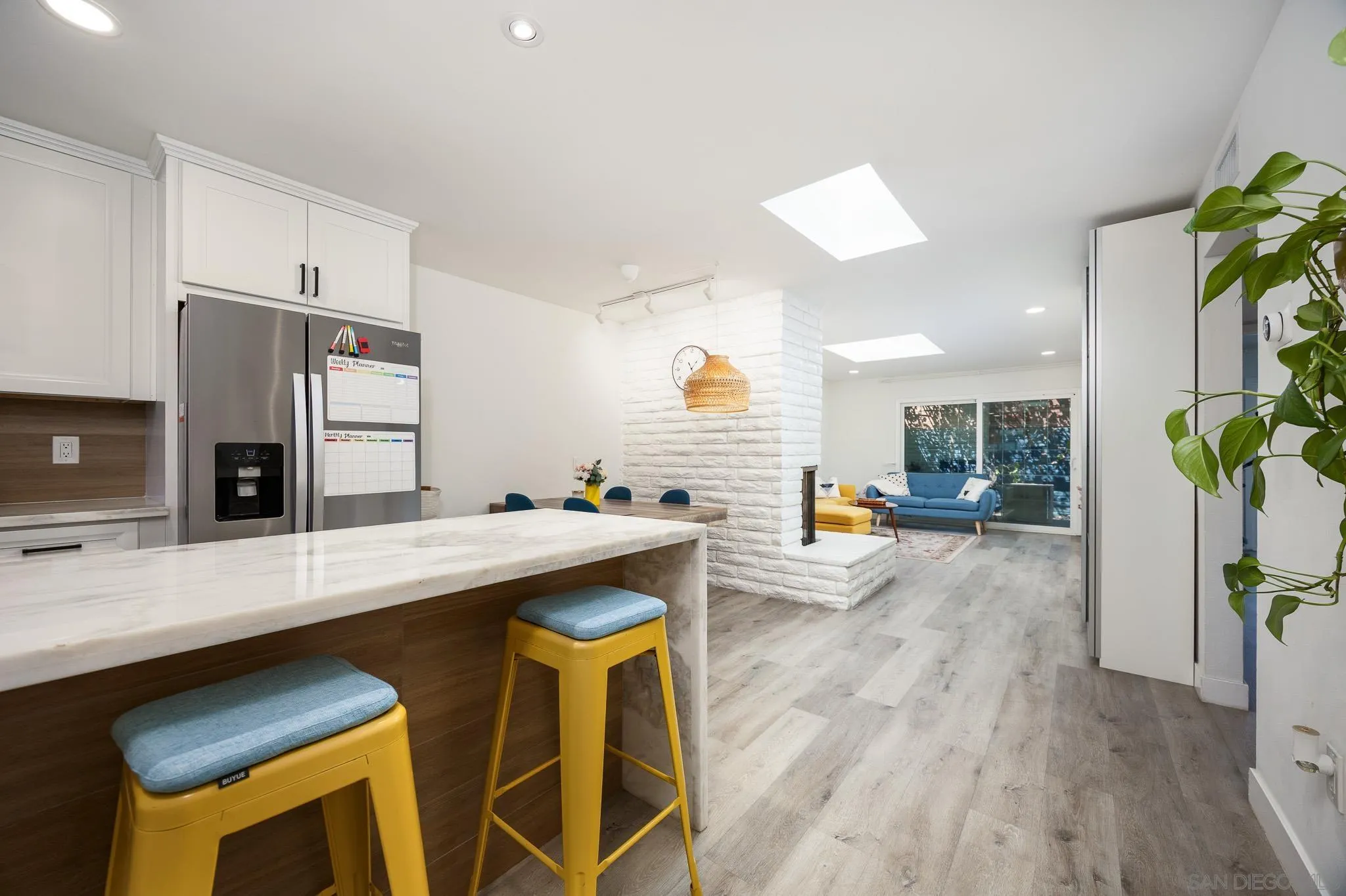 Photo #5: 260006005 Listing: Photo #5