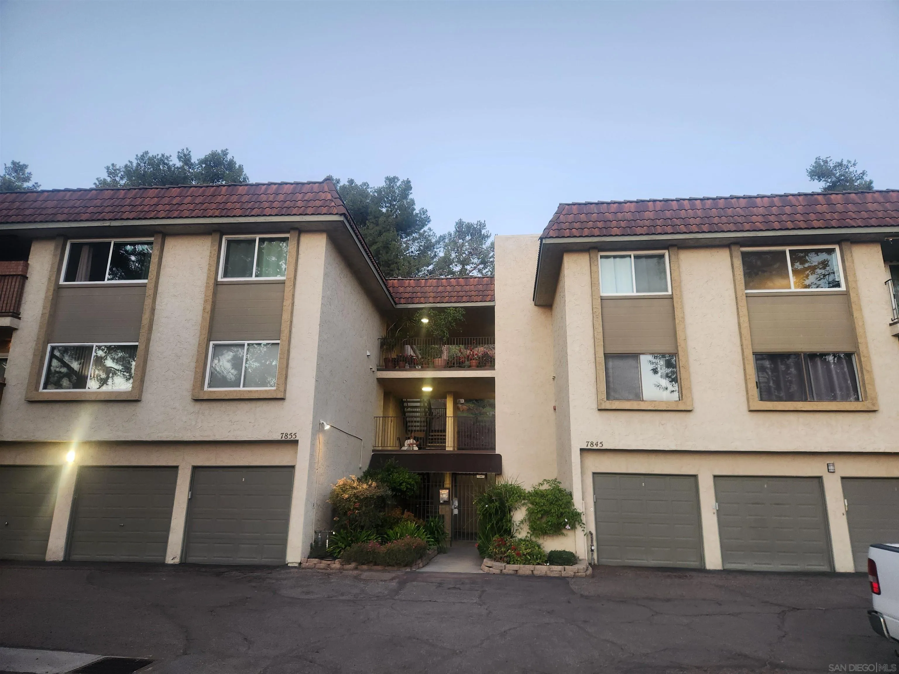 https://cdn.realtyfeed.com/cdn/127/260006007/00b32b832774bd2fa7fb34abd3a2fd9b.webp