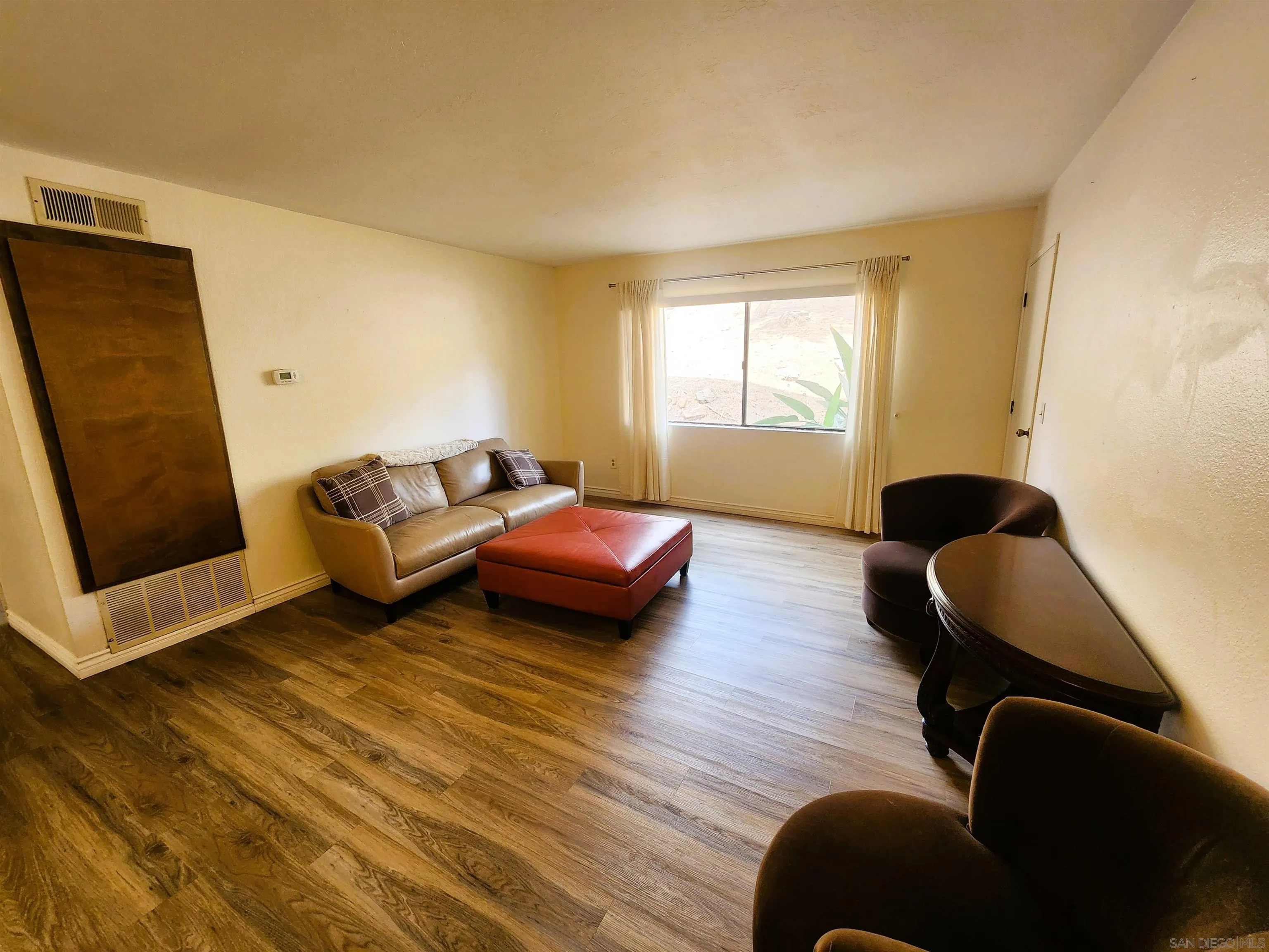 https://cdn.realtyfeed.com/cdn/127/260006007/7472df0f33a8c8390885c46f9a69686f.webp