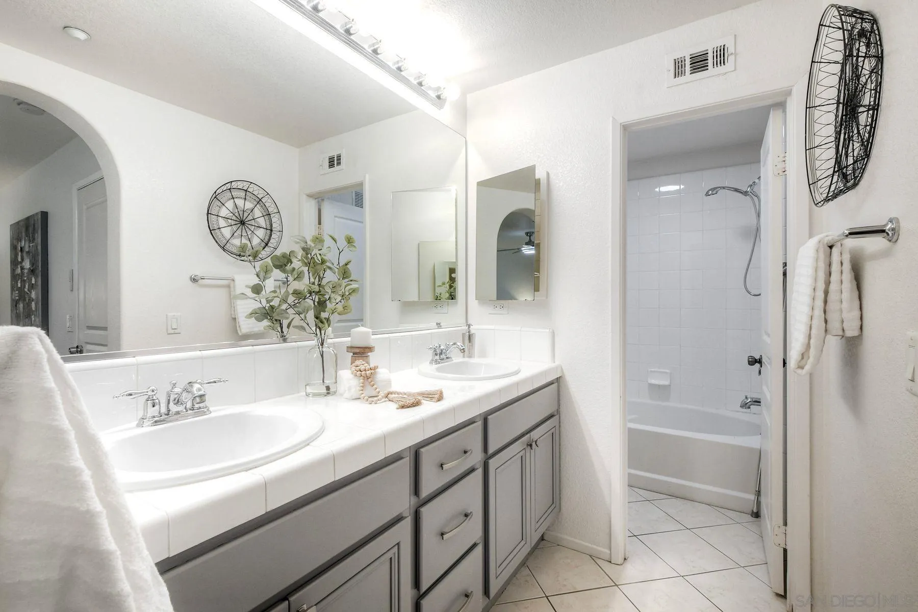 Photo #20: 260006014 Listing: Photo #20