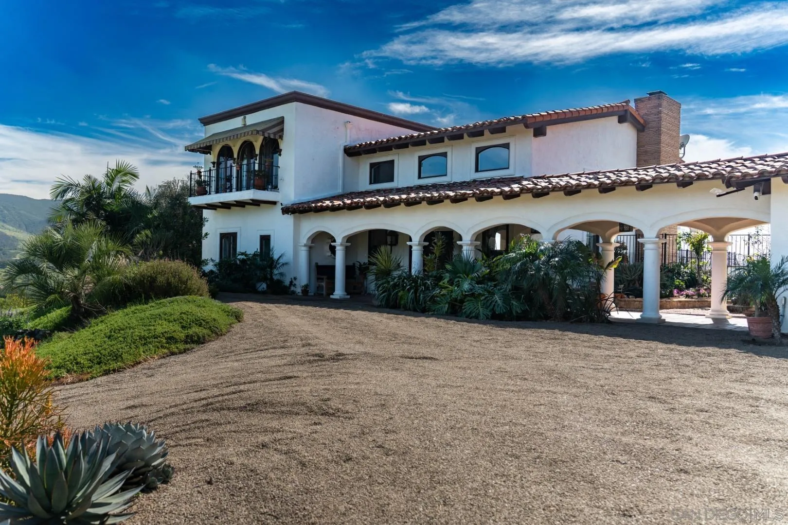 https://cdn.realtyfeed.com/cdn/127/260006015/ee32a7936a6db9b7b322170d002beafc.webp