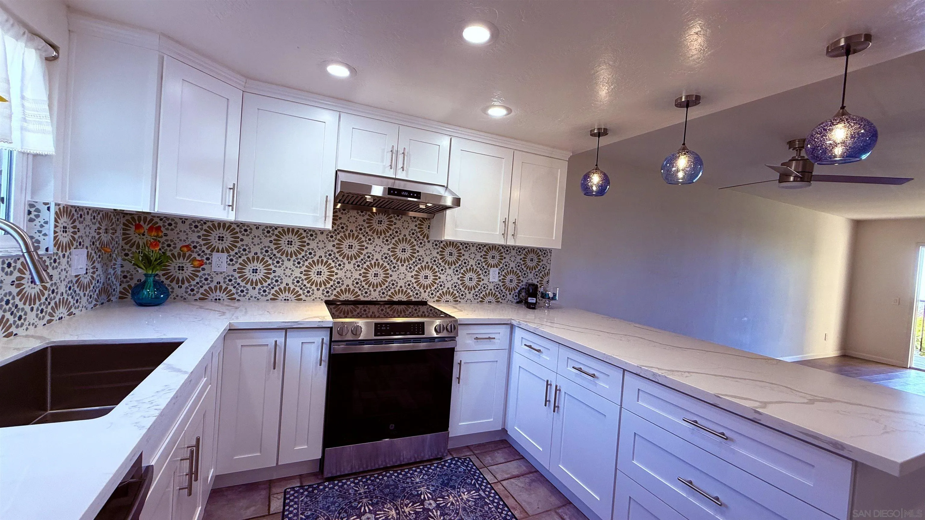 Photo #11: 260006021 Listing: Photo #11