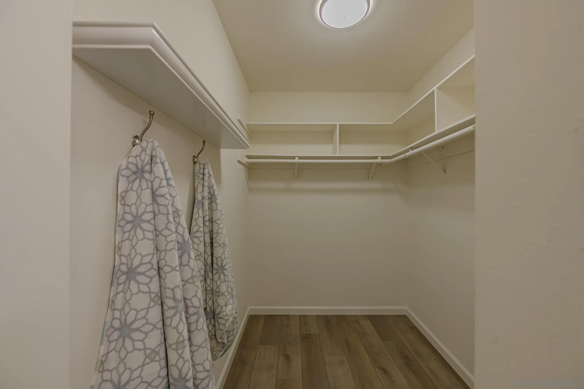 Photo #24: 260006021 Listing: Photo #24