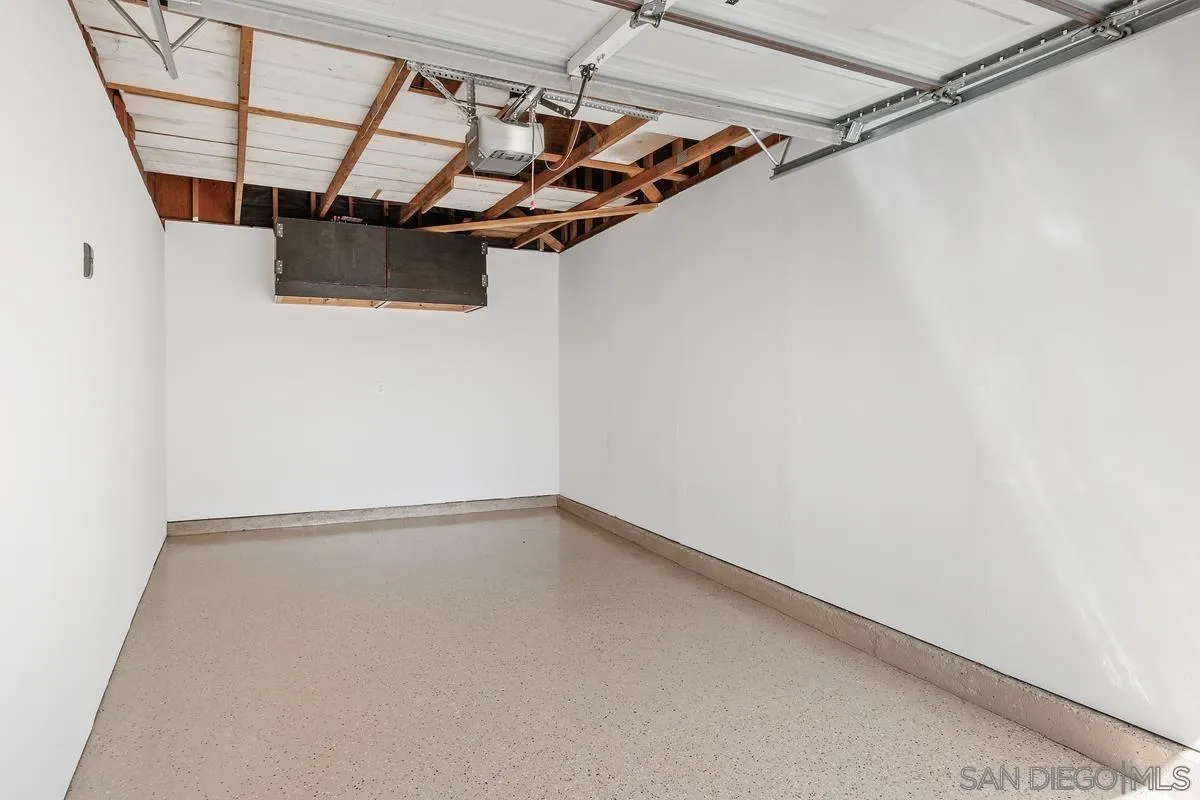 Photo #25: 260006021 Listing: Photo #25