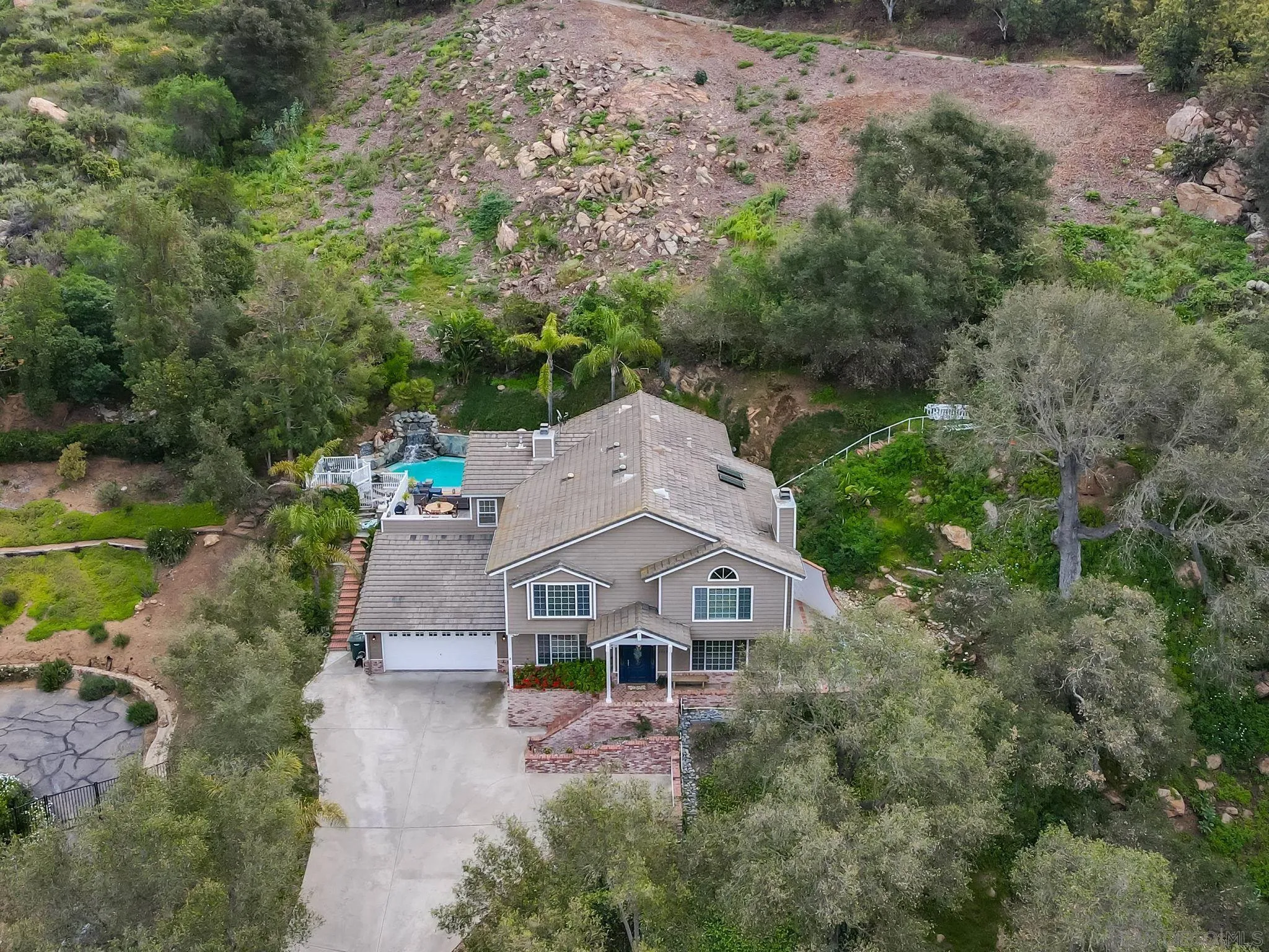 https://cdn.realtyfeed.com/cdn/127/260006022/273efa4fb0597e1eee81400faad86167.webp