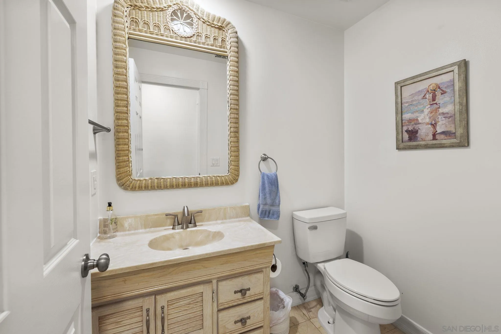 https://cdn.realtyfeed.com/cdn/127/260006022/859679280a591c192e99f1e6aab49635.webp