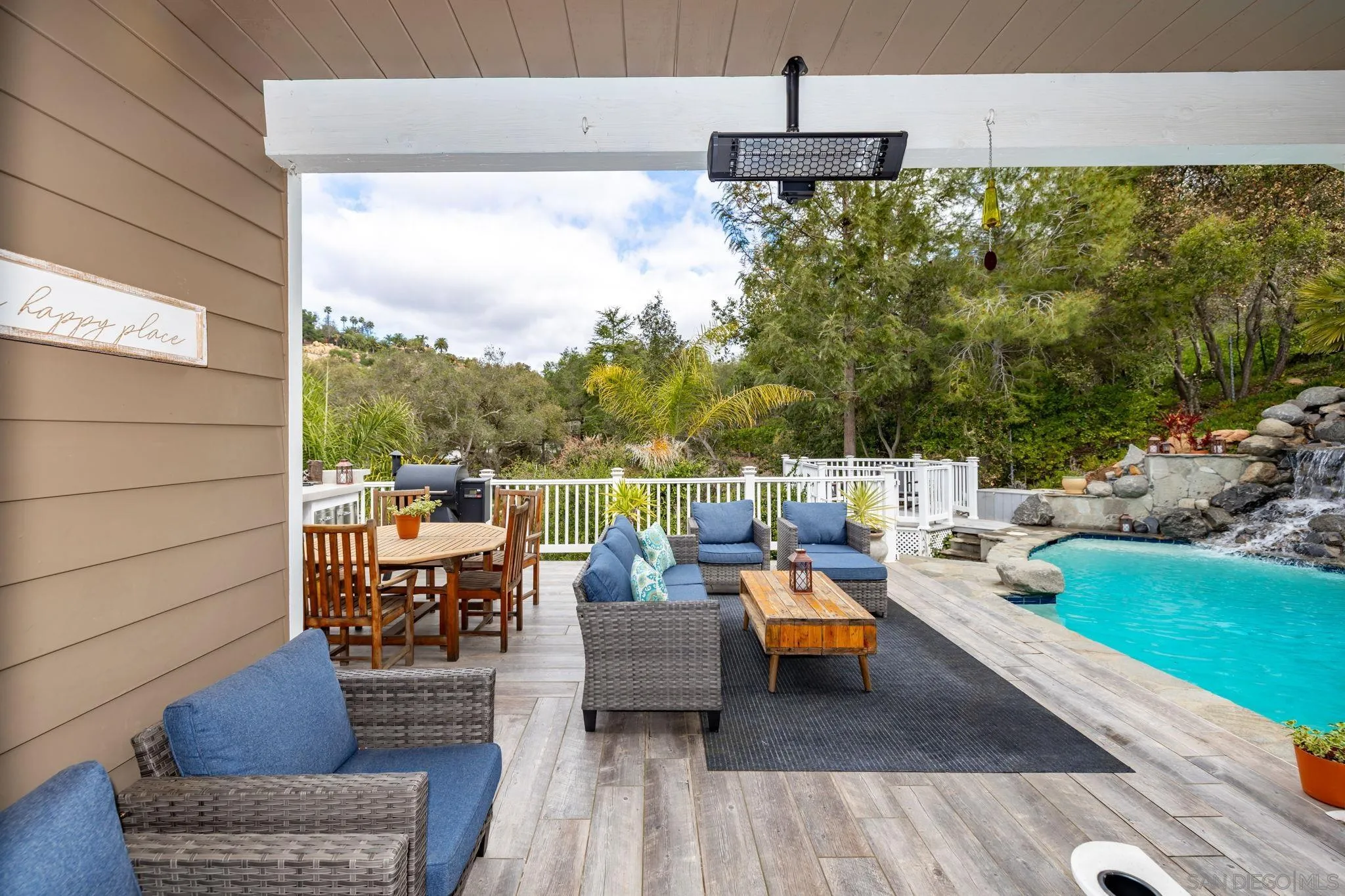https://cdn.realtyfeed.com/cdn/127/260006022/8d76a5ed7ade33d9390bfd0bef9eaed8.webp