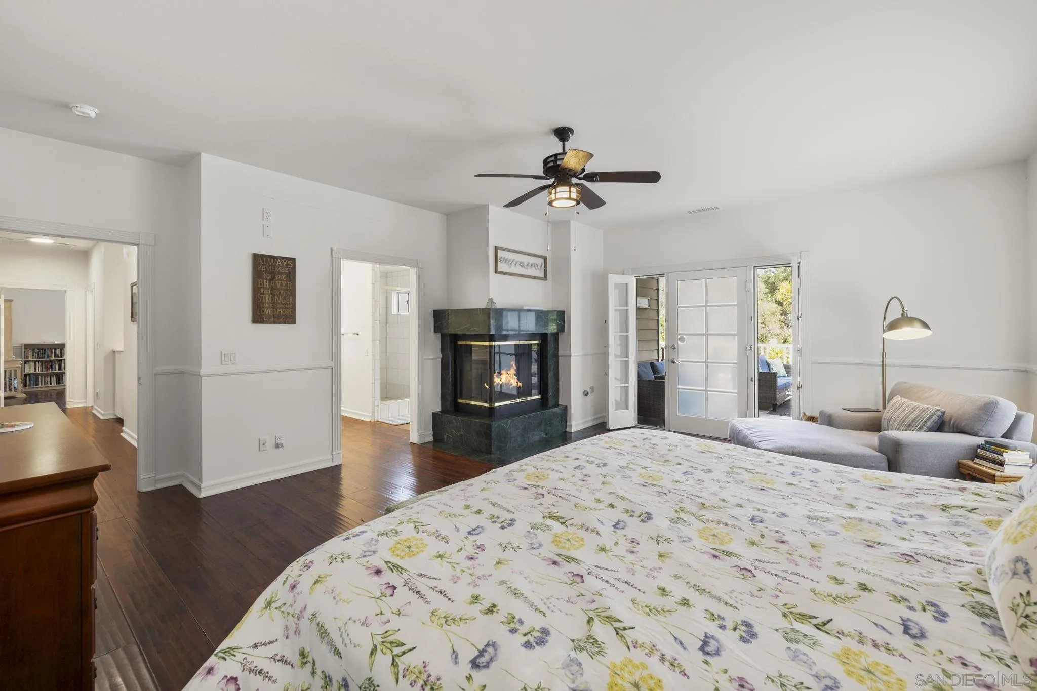 https://cdn.realtyfeed.com/cdn/127/260006022/cd2a4940ab4947afac54a1bb2c0131bc.webp