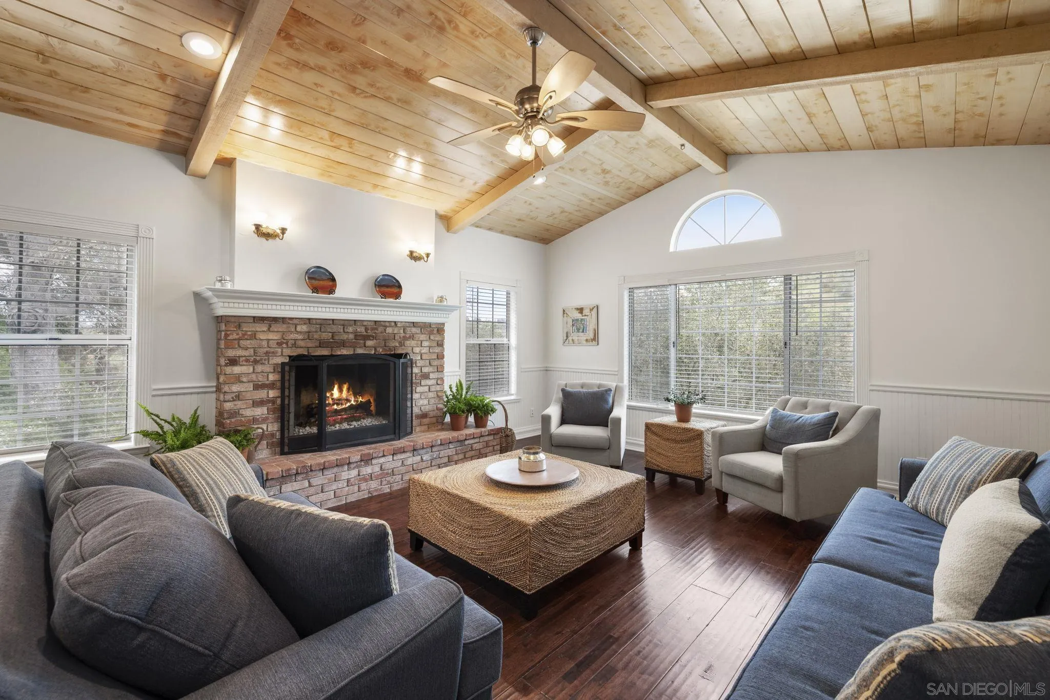 https://cdn.realtyfeed.com/cdn/127/260006022/d19f301c7fe075eb8b59e75a92a4005e.webp