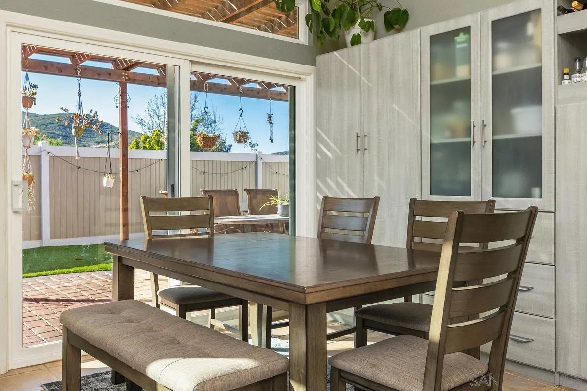 https://cdn.realtyfeed.com/cdn/127/260006023/1b89c0d496263f4c217ccd5073d9e9b4.webp