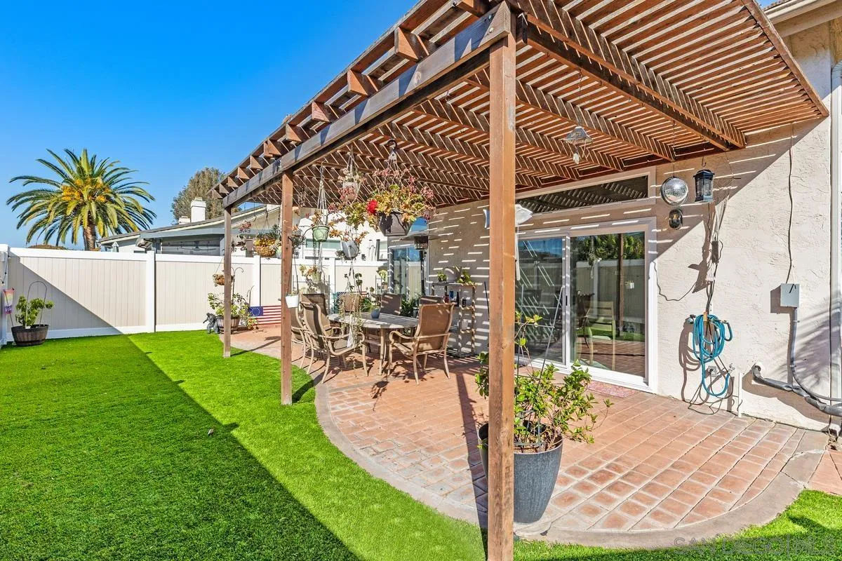 https://cdn.realtyfeed.com/cdn/127/260006023/81e03377559ce21a632aa80c0fa594a9.webp