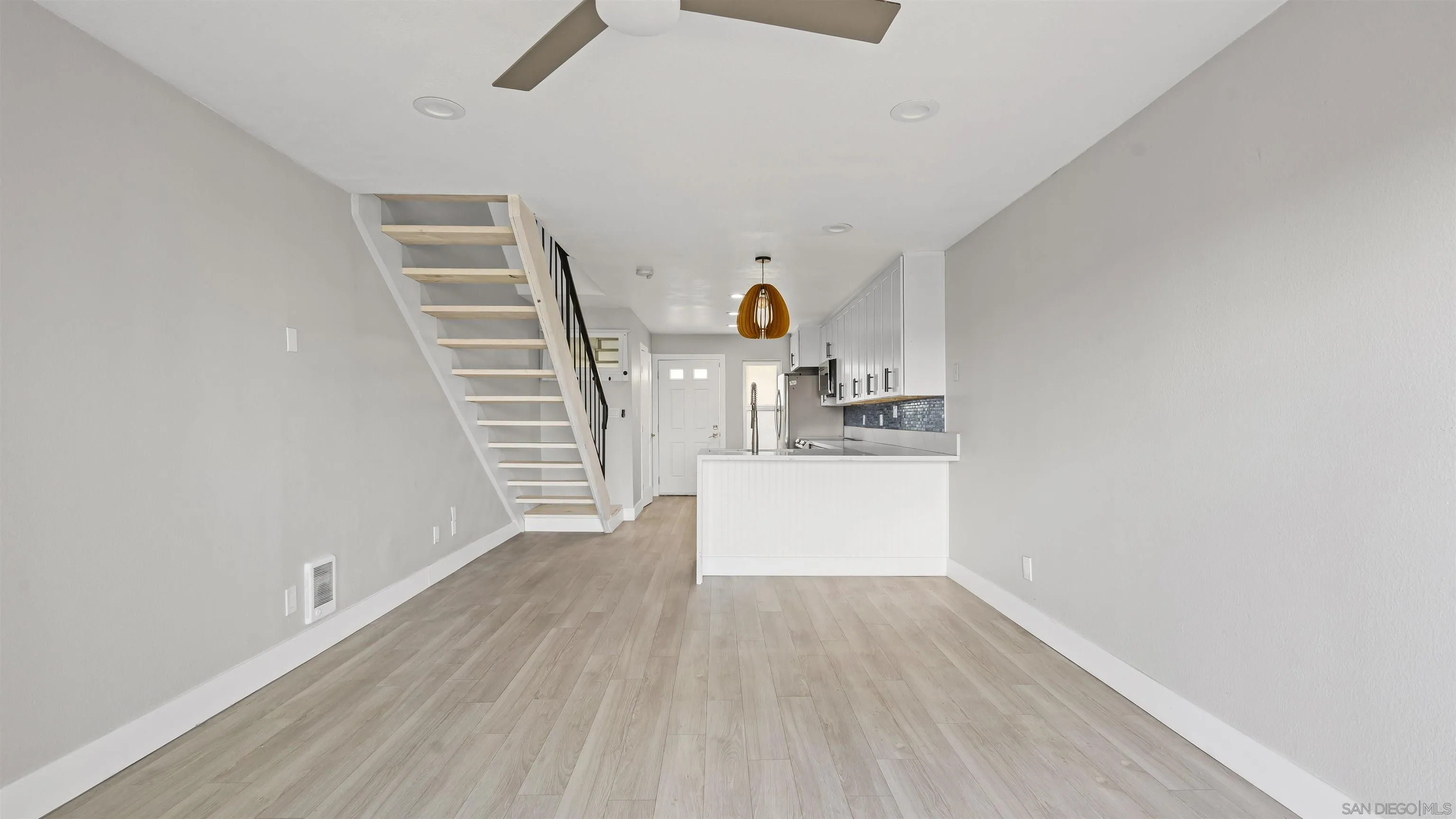 Photo #4: 260006024 Listing: Photo #4