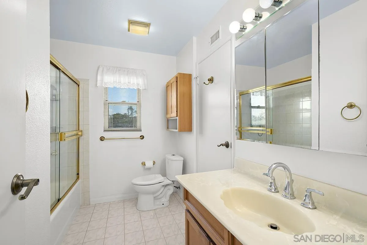 https://cdn.realtyfeed.com/cdn/127/260006028/3d3fb2ec42684b682676f6bbb760b8df.webp