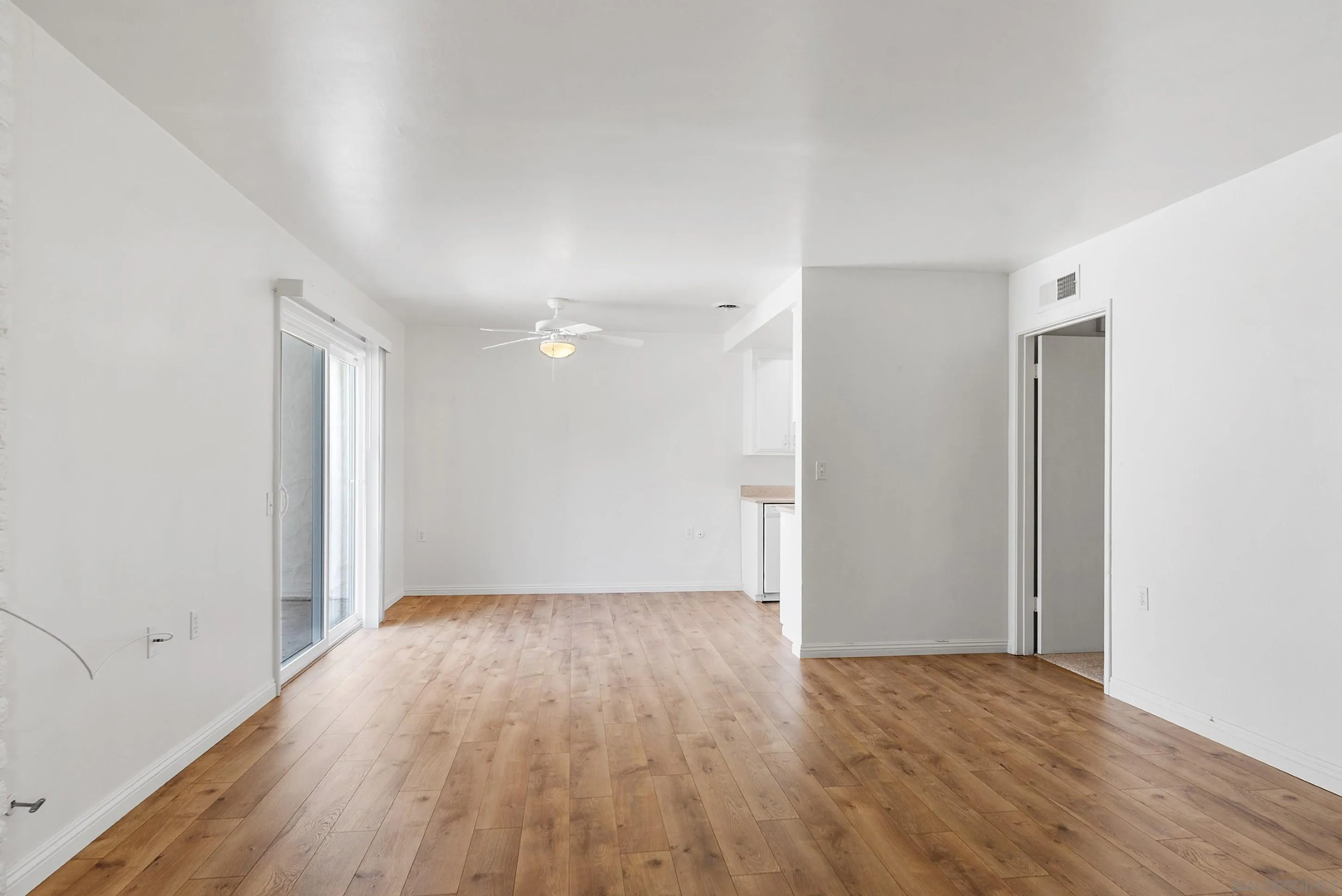 Photo #6: 260006029 Listing: Photo #6