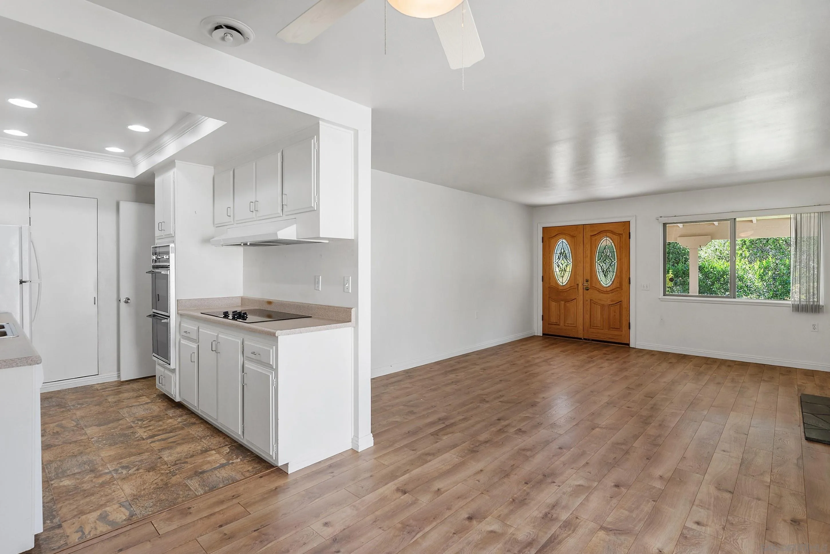 Photo #10: 260006029 Listing: Photo #10