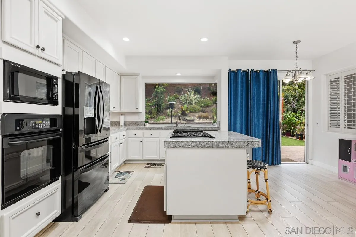 https://cdn.realtyfeed.com/cdn/127/260006033/6b76deb5ec1d19851b18f377a4e42574.webp
