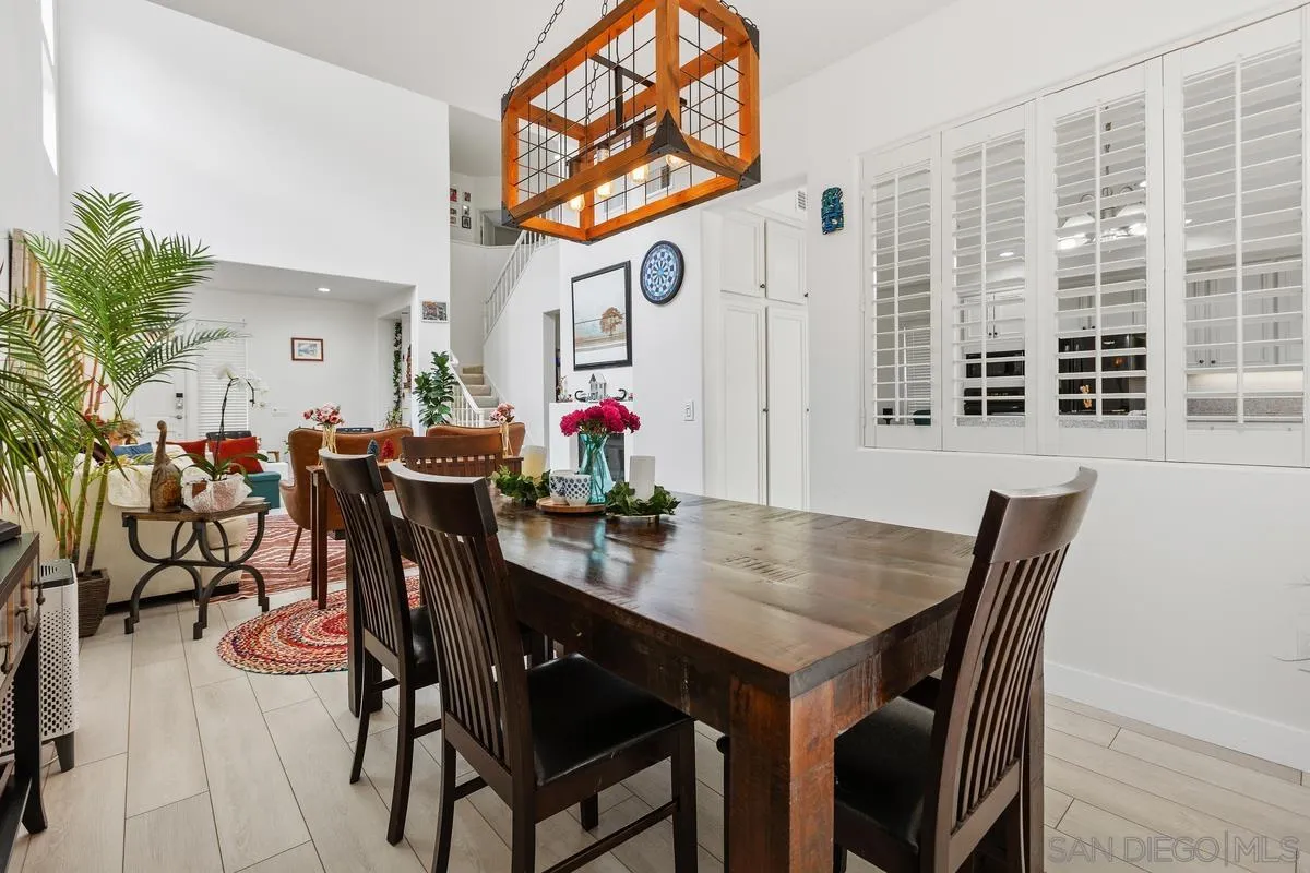 https://cdn.realtyfeed.com/cdn/127/260006033/6fccdc609e688f7007604cfe90df891a.webp