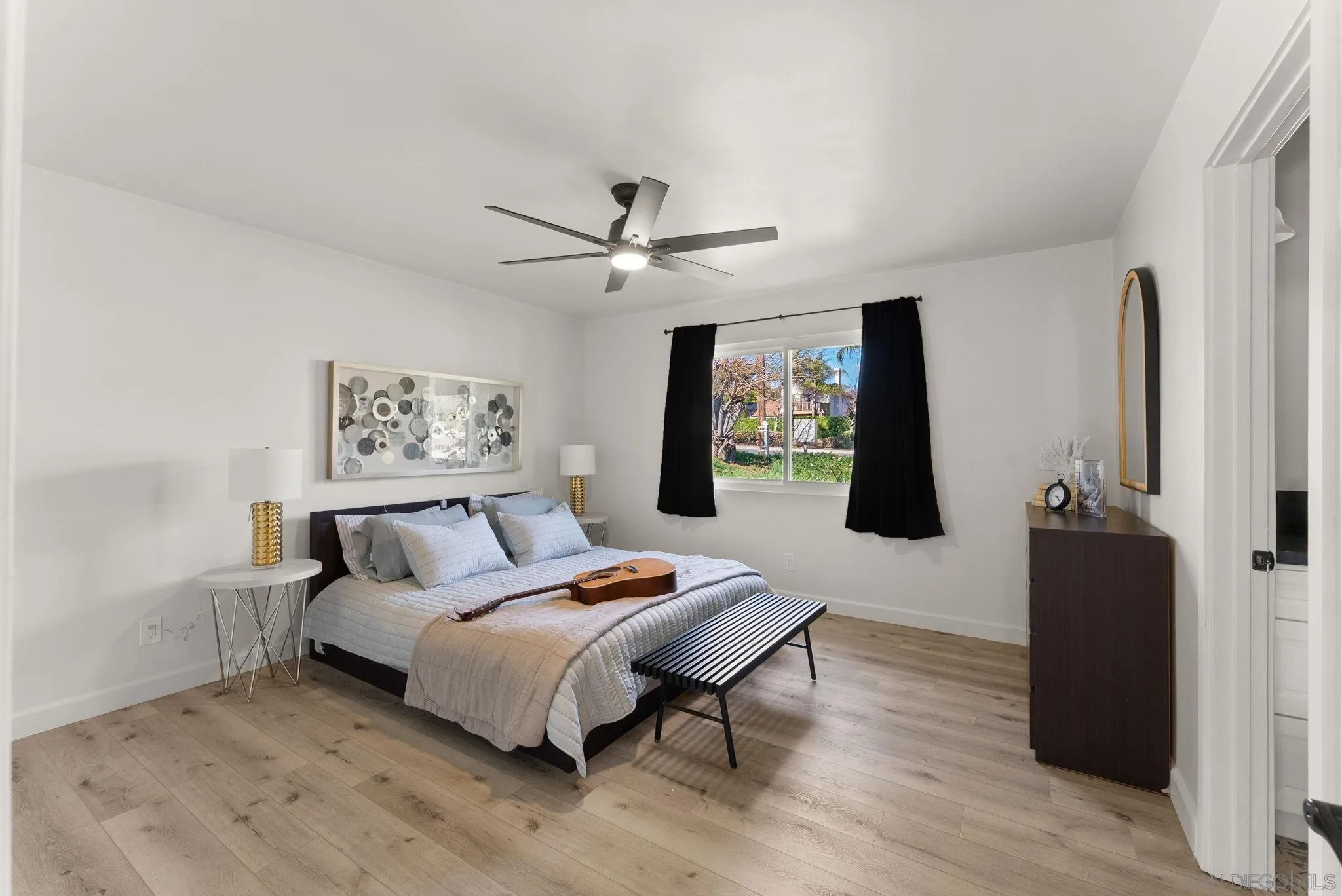 https://cdn.realtyfeed.com/cdn/127/260006041/f71f1254eff2678ffbdc45c62f69798b.webp