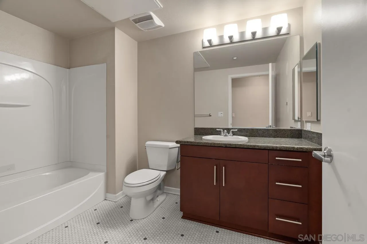 Photo #26: 260006042 Listing: Photo #26