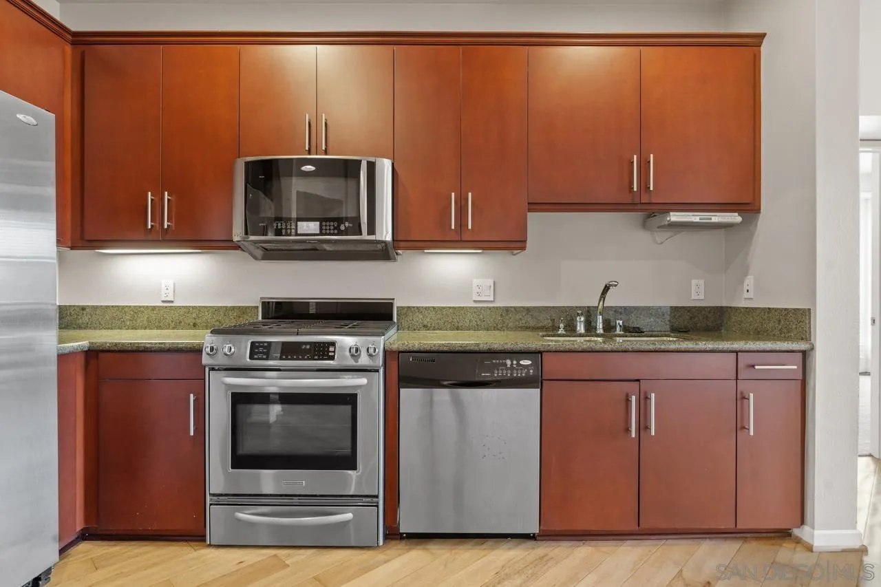 Photo #1: 260006042 Listing: Photo #1