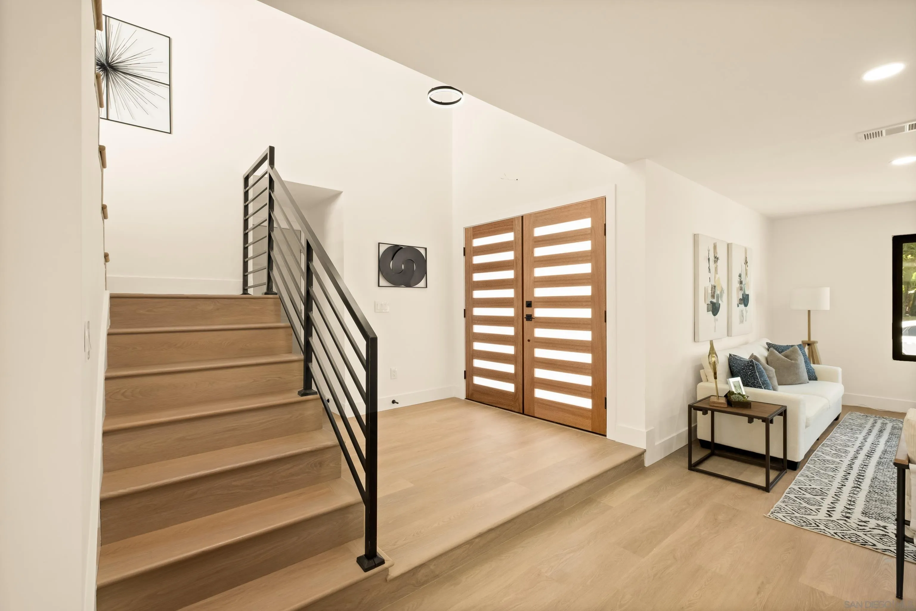 https://cdn.realtyfeed.com/cdn/127/260006044/7e5f7b9d0fe2169c3e0061b99e71cf96.webp