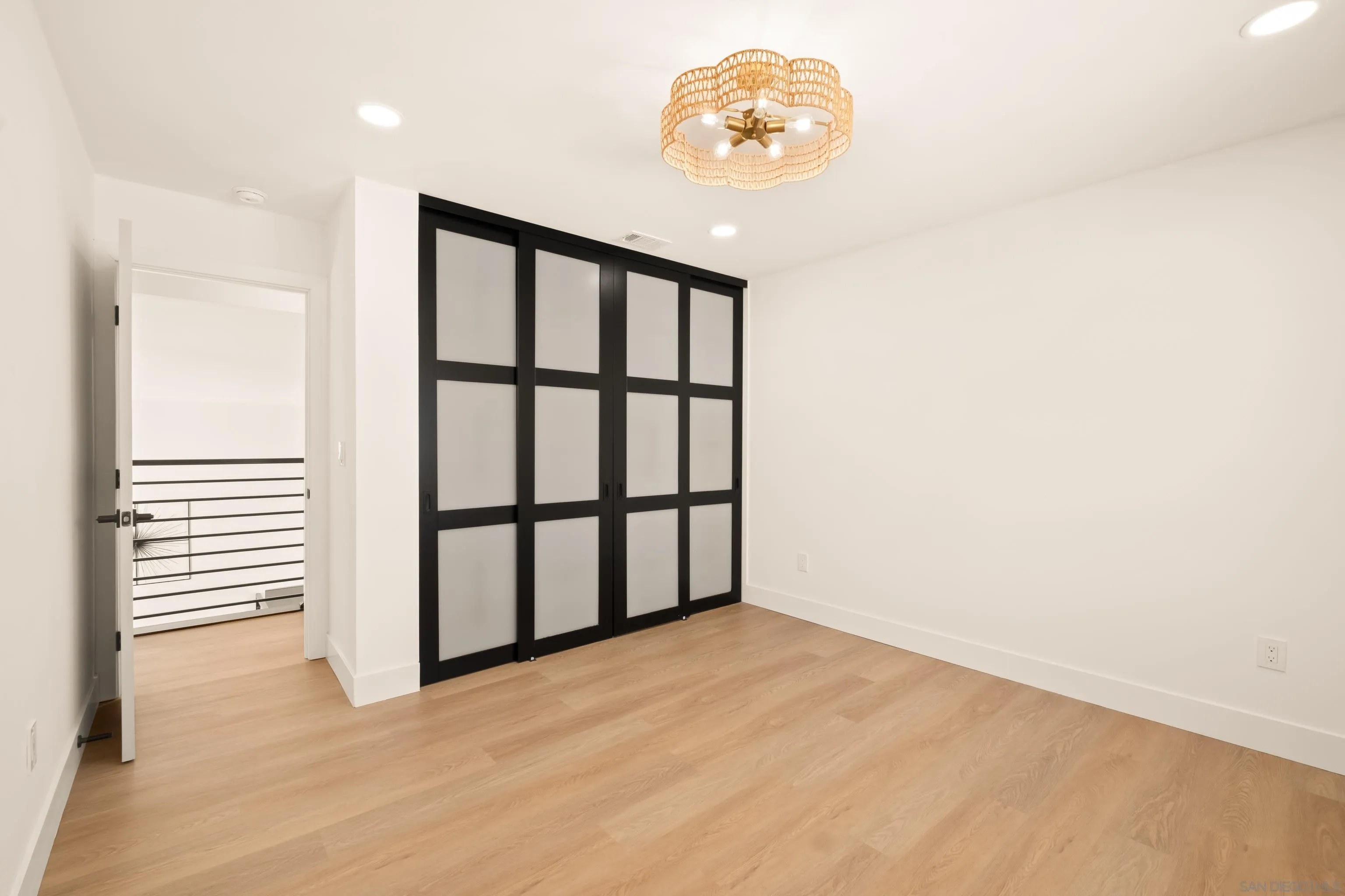 https://cdn.realtyfeed.com/cdn/127/260006044/9a5e4a48821a0e98b5fd6426592647e4.webp