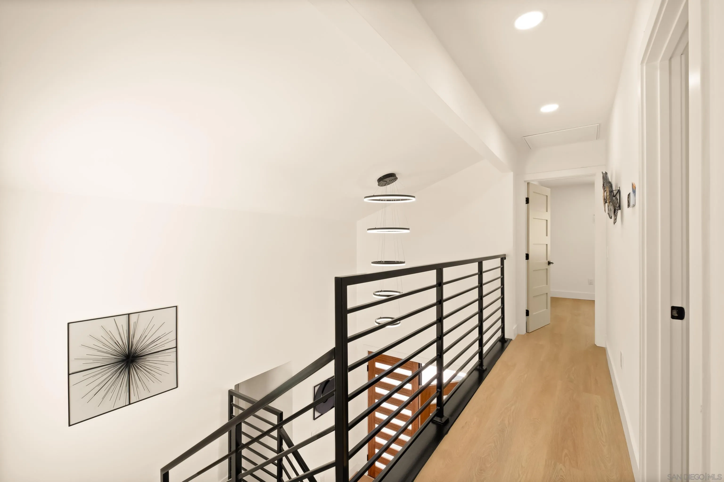 https://cdn.realtyfeed.com/cdn/127/260006044/f6df409eb9ac7300e6080dfca1816273.webp