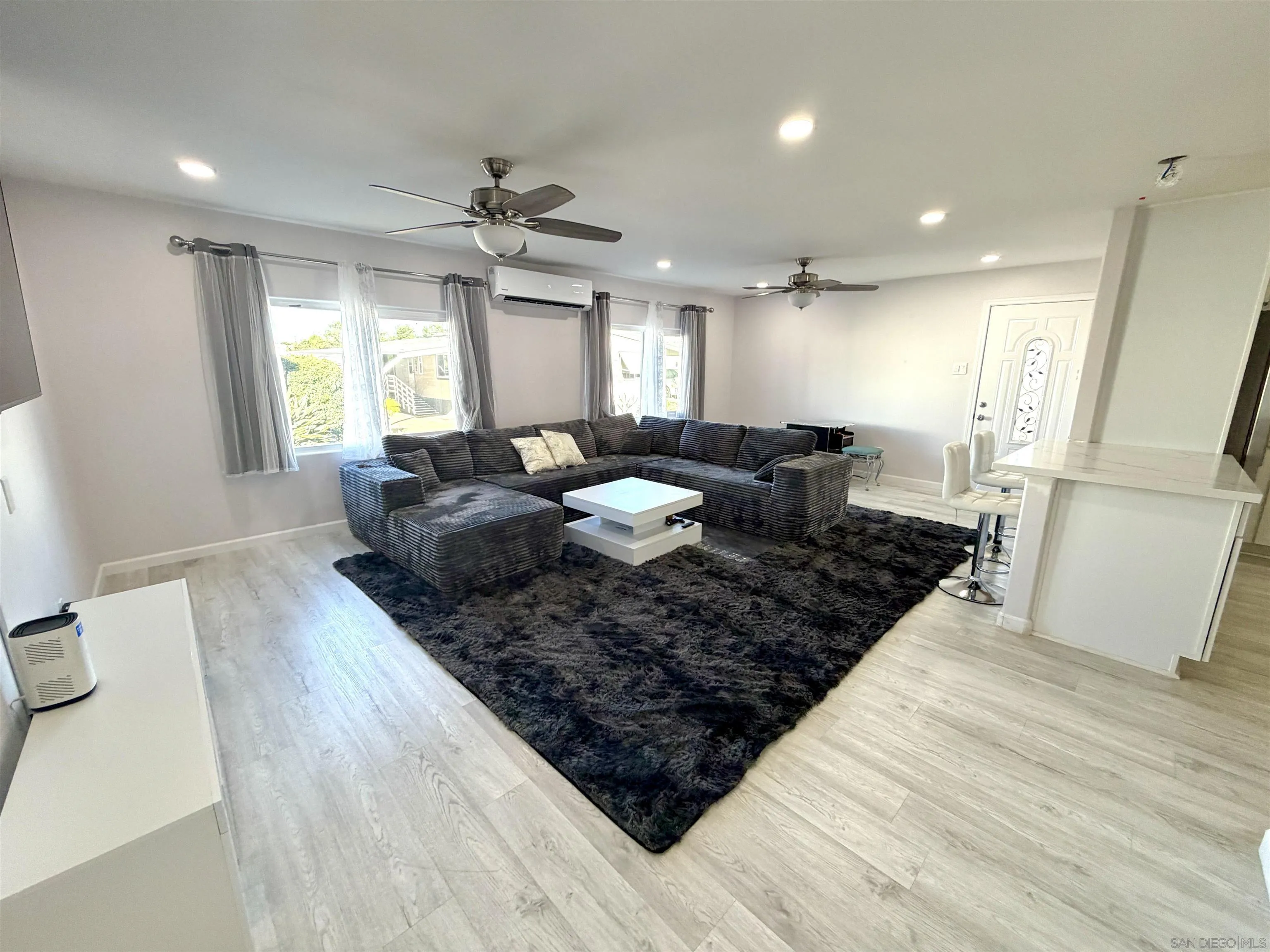 https://cdn.realtyfeed.com/cdn/127/260006050/446a200725e45e4608aad7bf173ce86c.webp