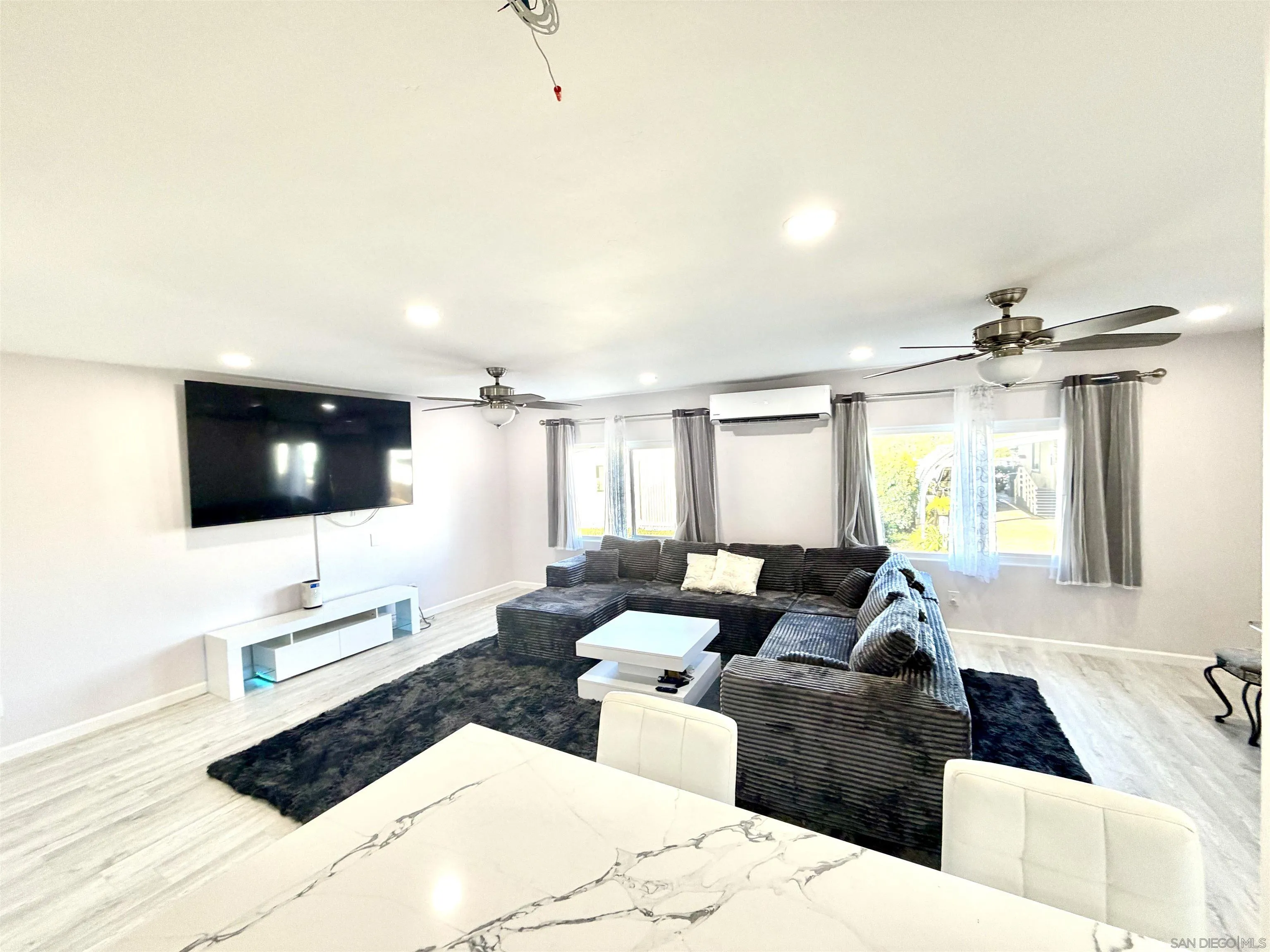 https://cdn.realtyfeed.com/cdn/127/260006050/c0f7fa063b70abe5fe175124ff400229.webp