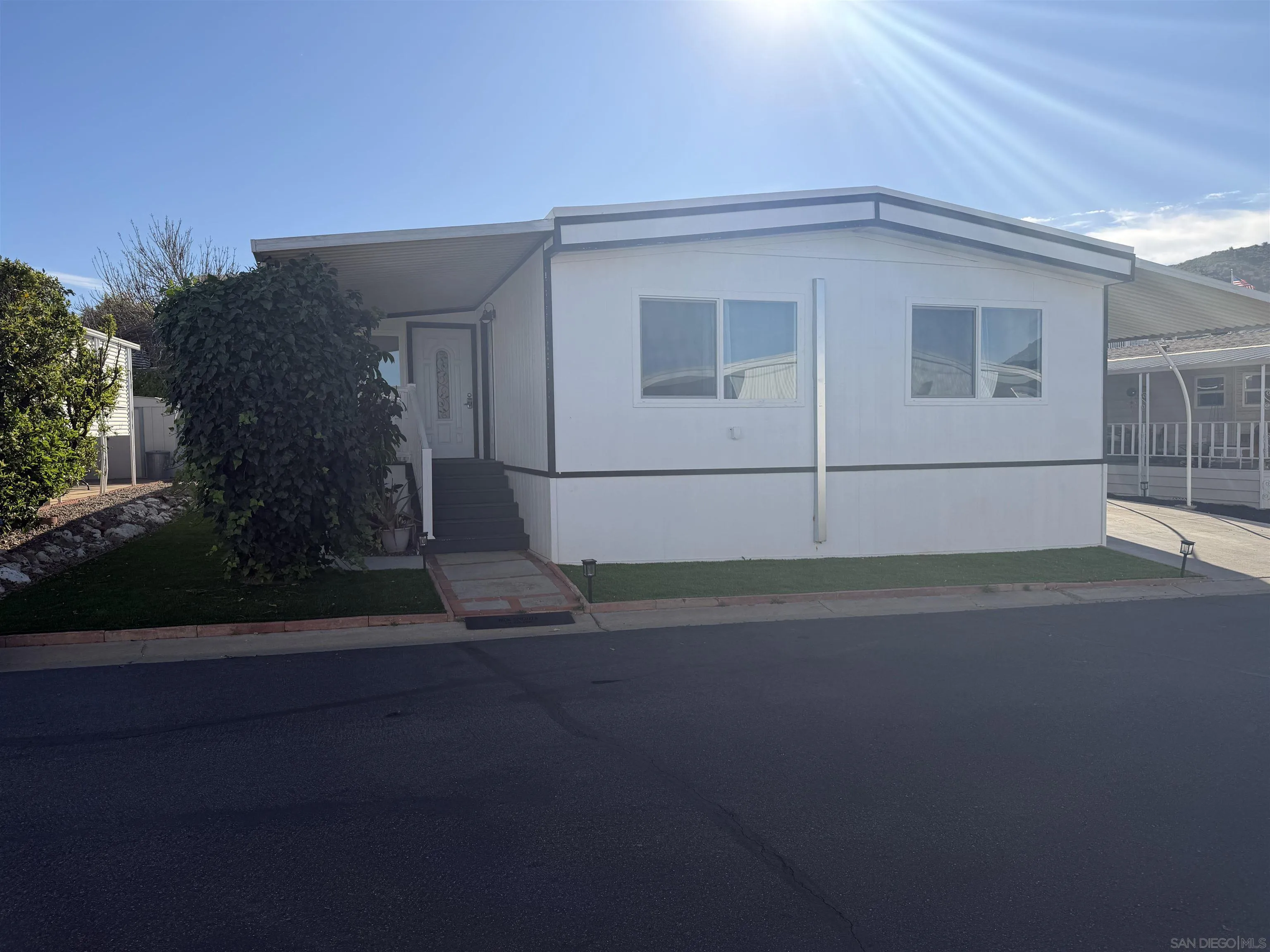 https://cdn.realtyfeed.com/cdn/127/260006050/c1d0ac3f9547e053152387cd047c0b61.webp