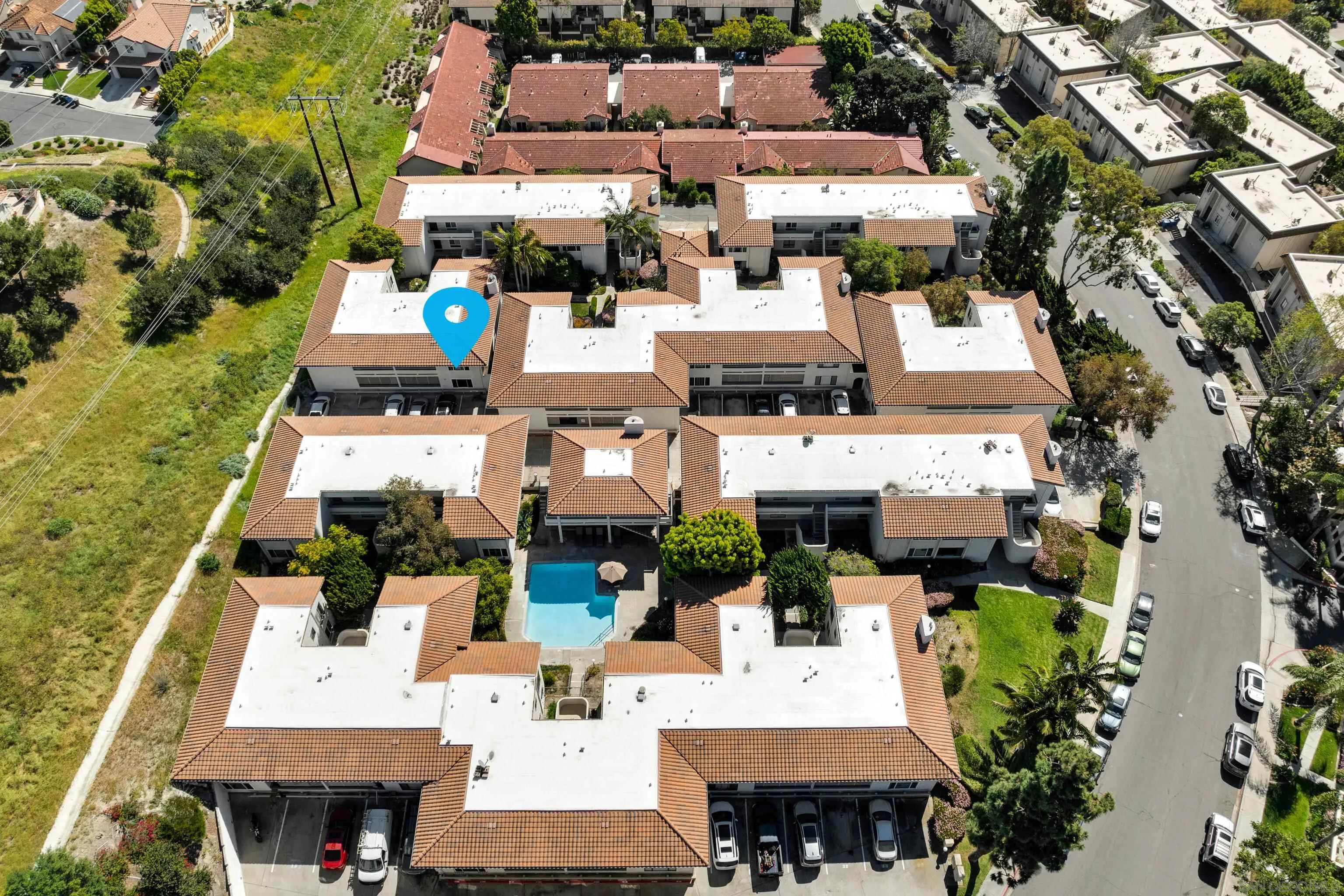 https://cdn.realtyfeed.com/cdn/127/260006054/2062f40bdeedb760bcf141e185468ae4.webp