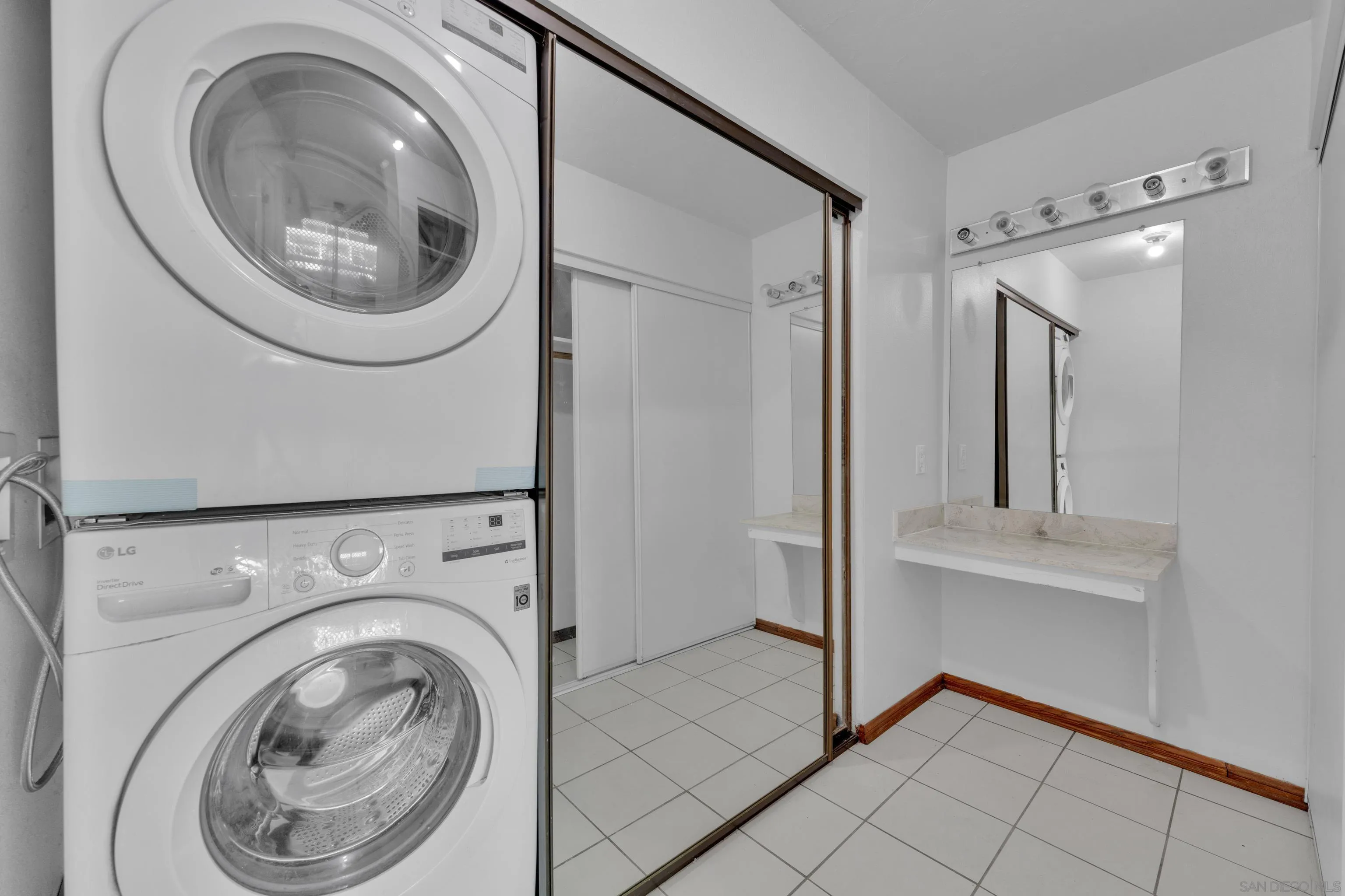 https://cdn.realtyfeed.com/cdn/127/260006054/566a6c6cf00fec84a7226de5fca38e15.webp