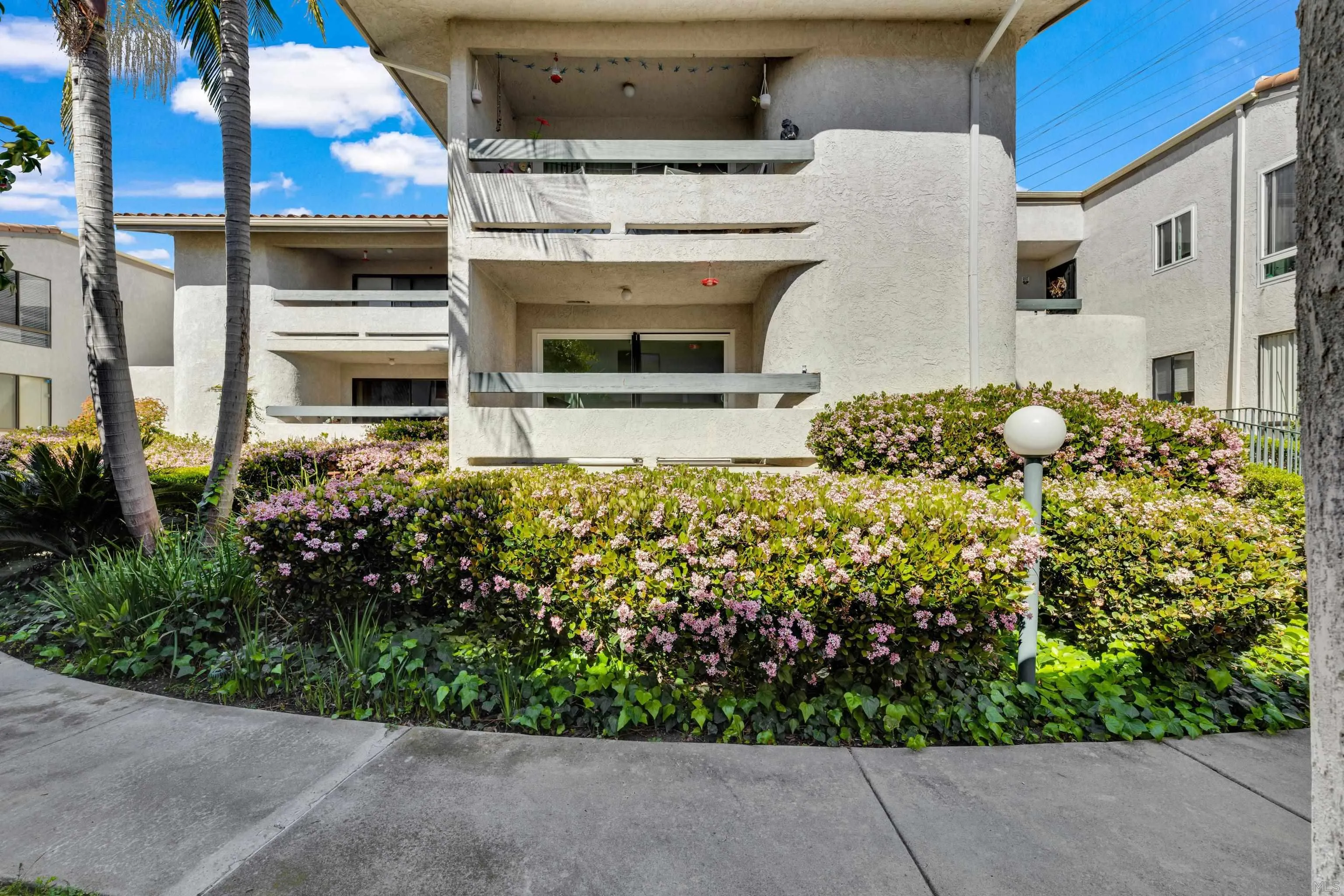 https://cdn.realtyfeed.com/cdn/127/260006054/93a1fd3c58c8305d72c92a3071dba5ca.webp