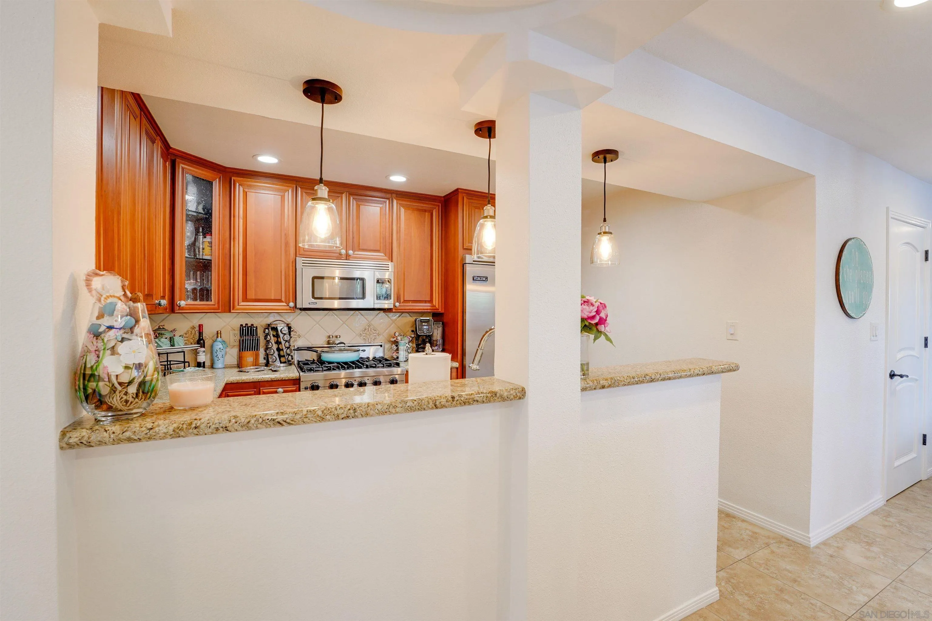 Photo #9: 260006055 Listing: Photo #9