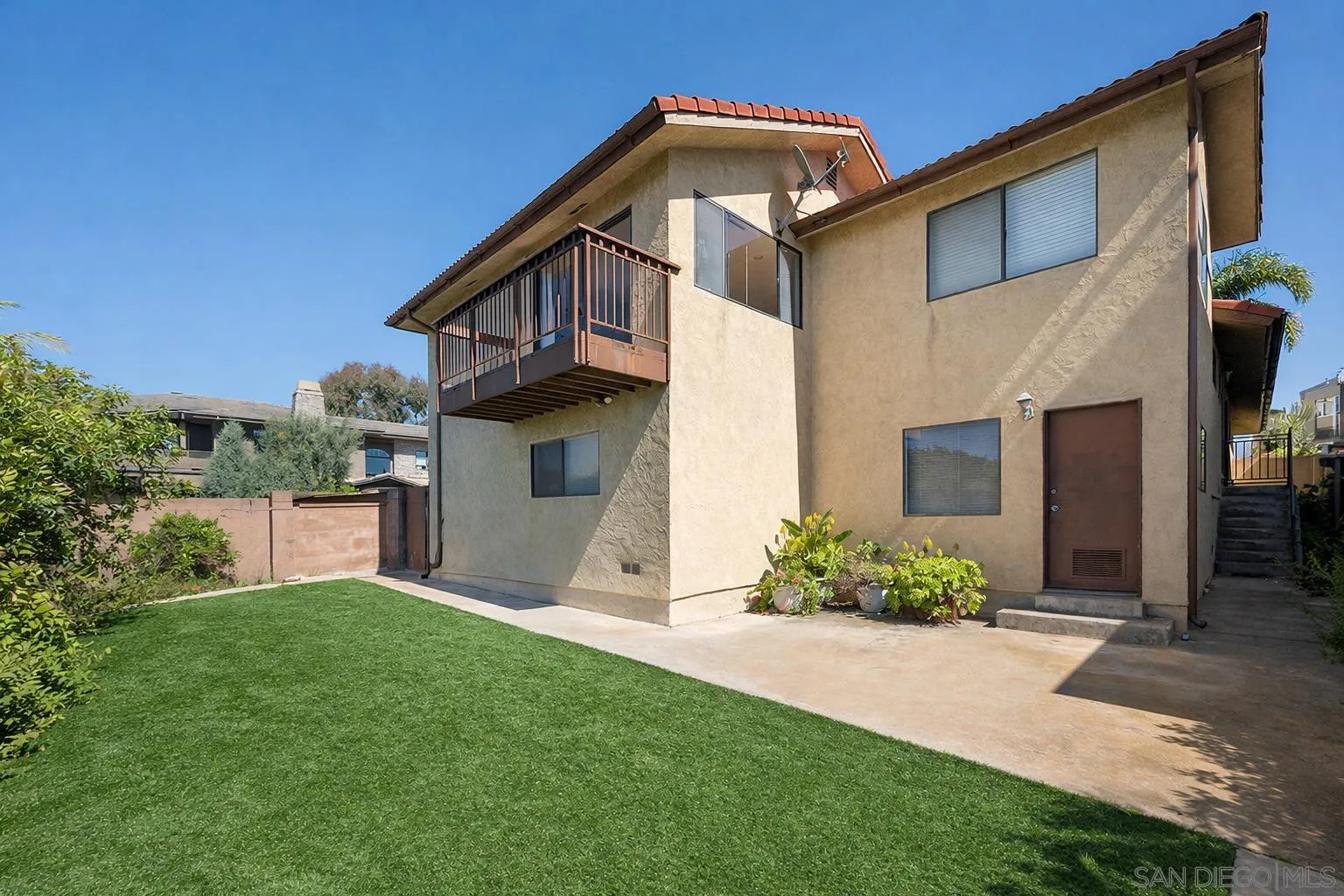 https://cdn.realtyfeed.com/cdn/127/260006056/93d87bca7d14cf5ba4f5eb1a9e082c67.webp