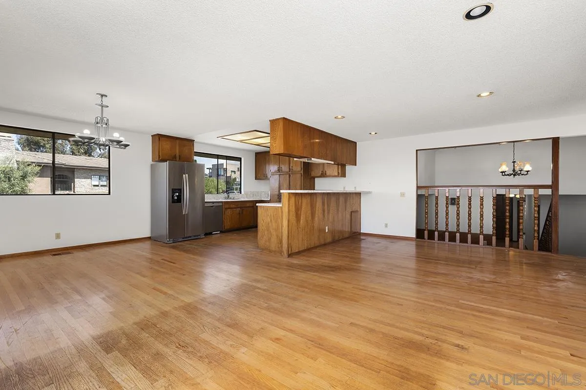 https://cdn.realtyfeed.com/cdn/127/260006056/95a534b774403ce84a4ba2f310c4ae10.webp